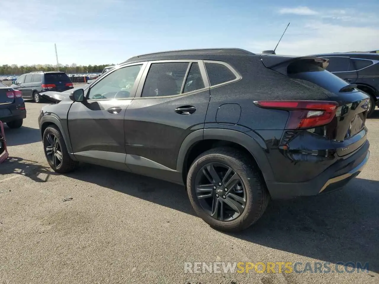 2 Photograph of a damaged car KL77LKEP9SC098581 CHEVROLET TRAX ACTIV 2025