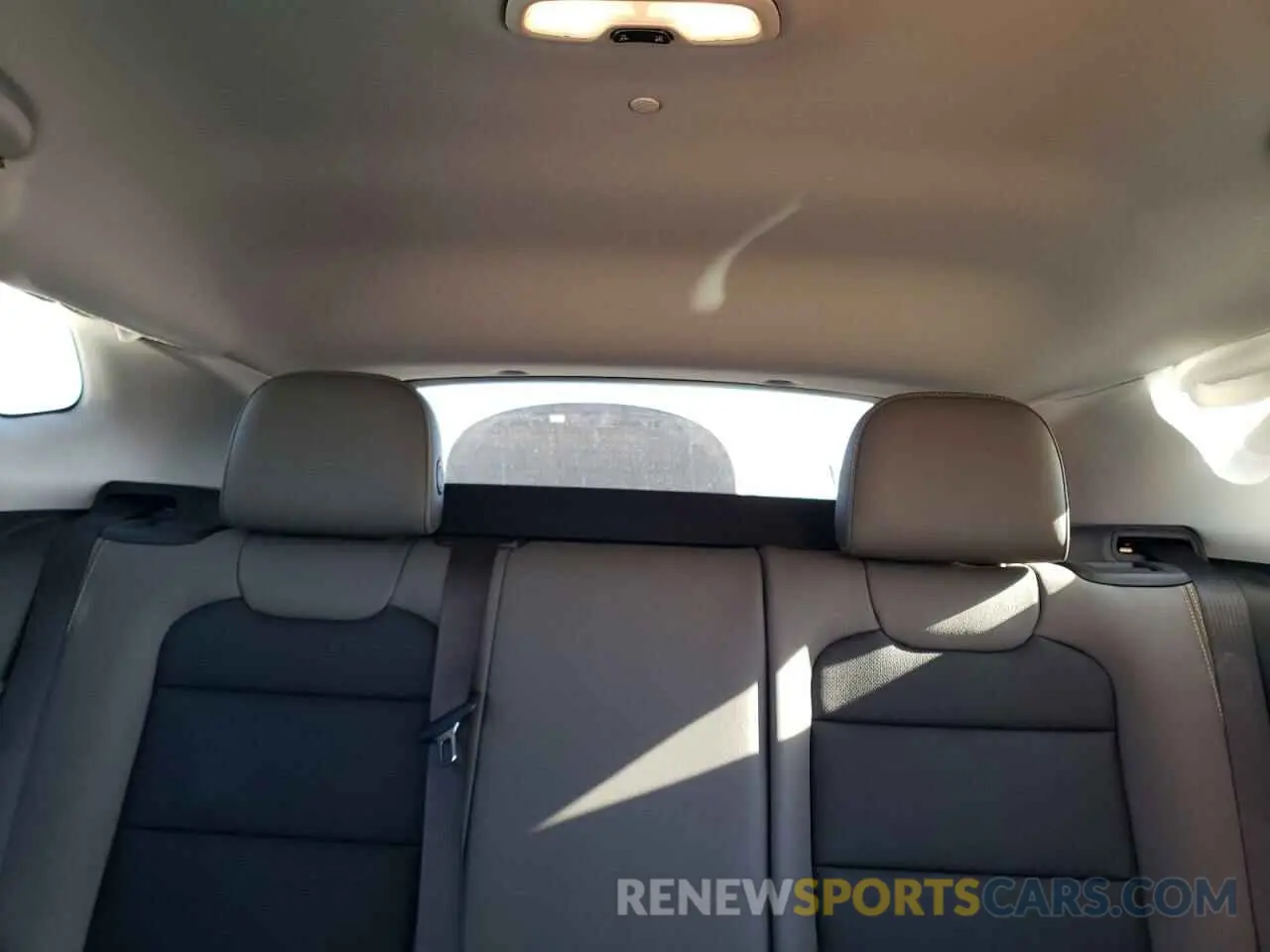 10 Photograph of a damaged car KL77LKEP9SC102595 CHEVROLET TRAX ACTIV 2025