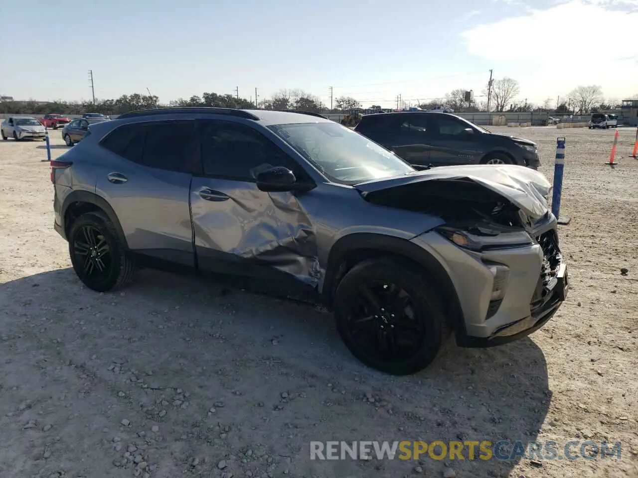4 Photograph of a damaged car KL77LKEP9SC102595 CHEVROLET TRAX ACTIV 2025