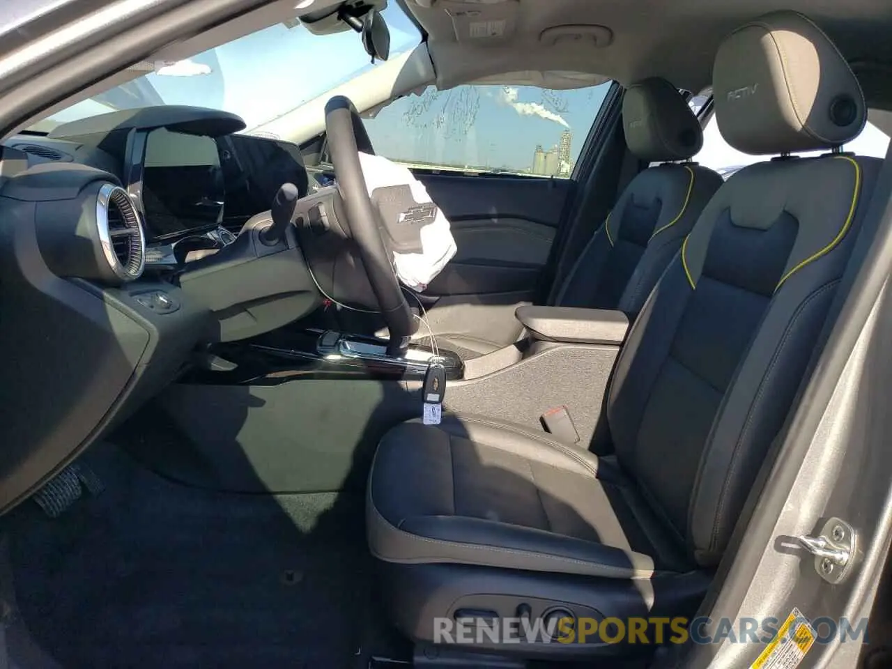 7 Photograph of a damaged car KL77LKEP9SC102595 CHEVROLET TRAX ACTIV 2025