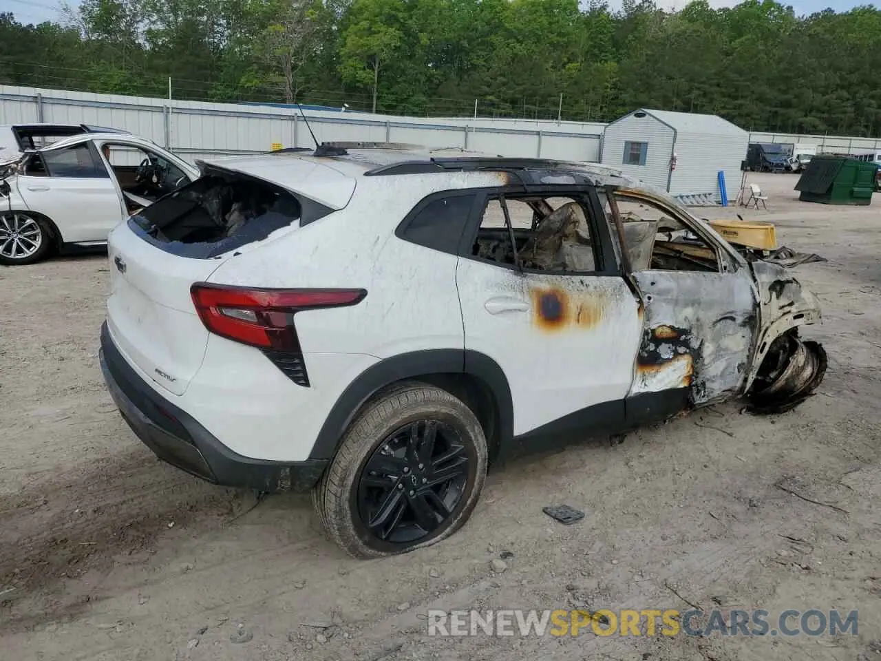 3 Photograph of a damaged car KL77LKEP9SC175756 CHEVROLET TRAX ACTIV 2025