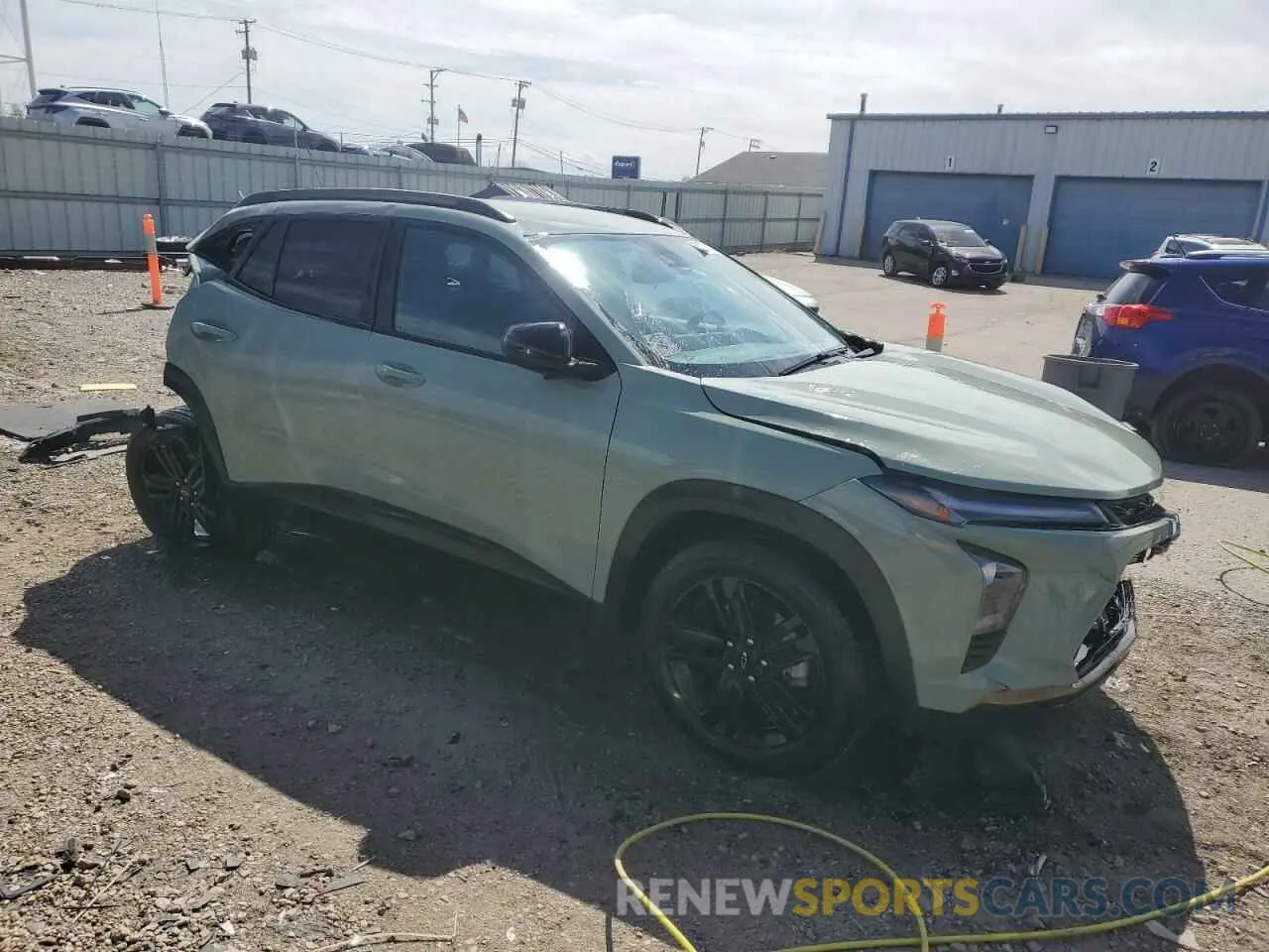 4 Photograph of a damaged car KL77LKEPXSC061572 CHEVROLET TRAX ACTIV 2025