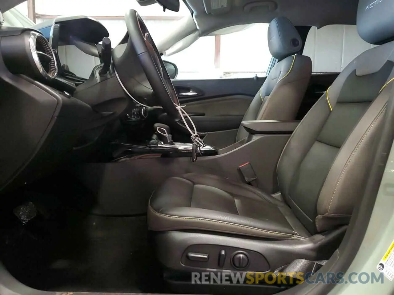 7 Photograph of a damaged car KL77LKEPXSC128252 CHEVROLET TRAX ACTIV 2025