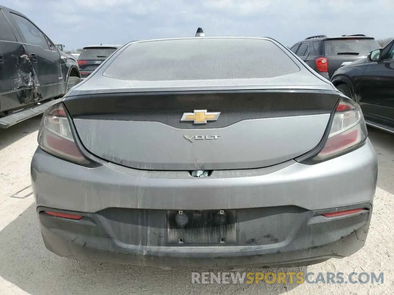 6 Photograph of a damaged car 1G1RA6S54KU113292 CHEVROLET VOLT 2019