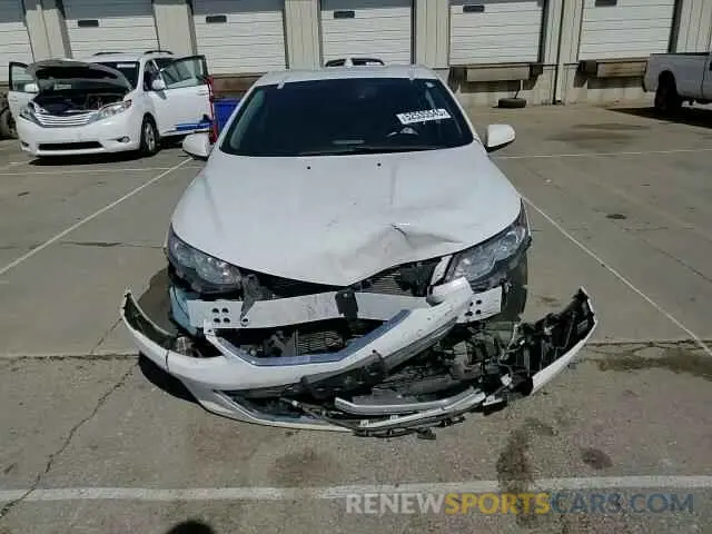 11 Photograph of a damaged car 1G1RD6S52KU126940 CHEVROLET VOLT 2019