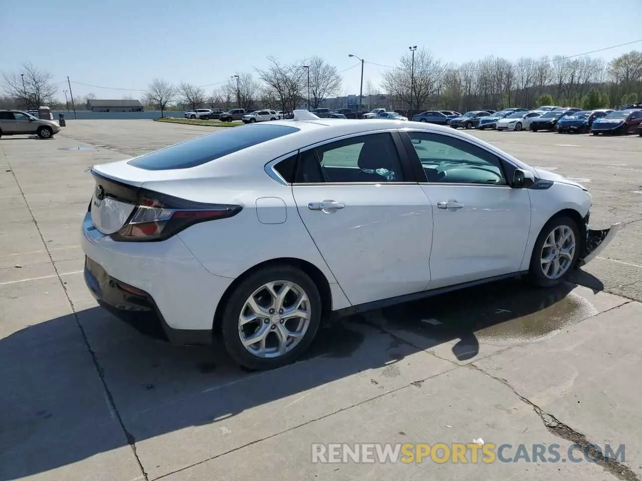 3 Photograph of a damaged car 1G1RD6S52KU126940 CHEVROLET VOLT 2019