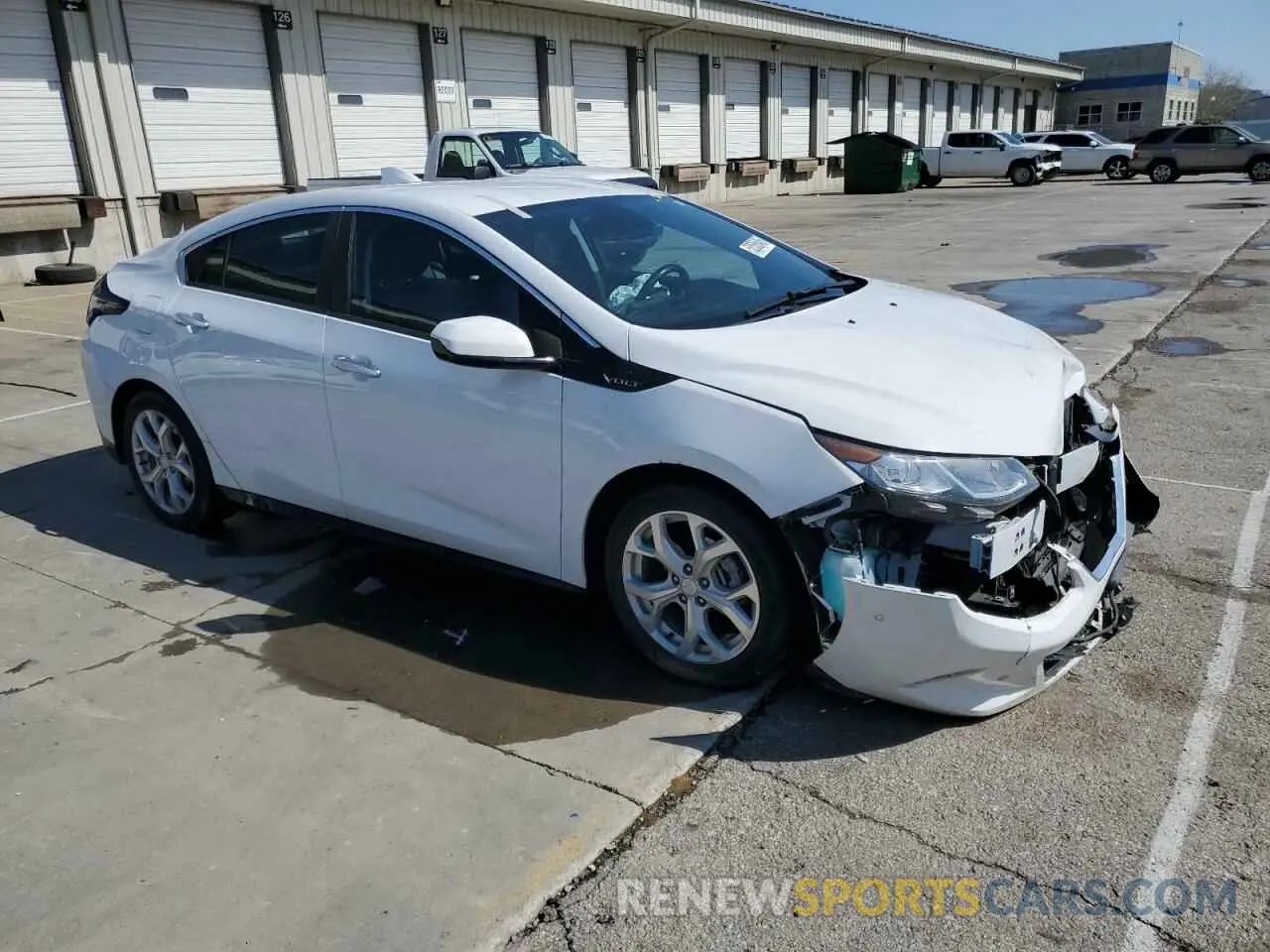 4 Photograph of a damaged car 1G1RD6S52KU126940 CHEVROLET VOLT 2019