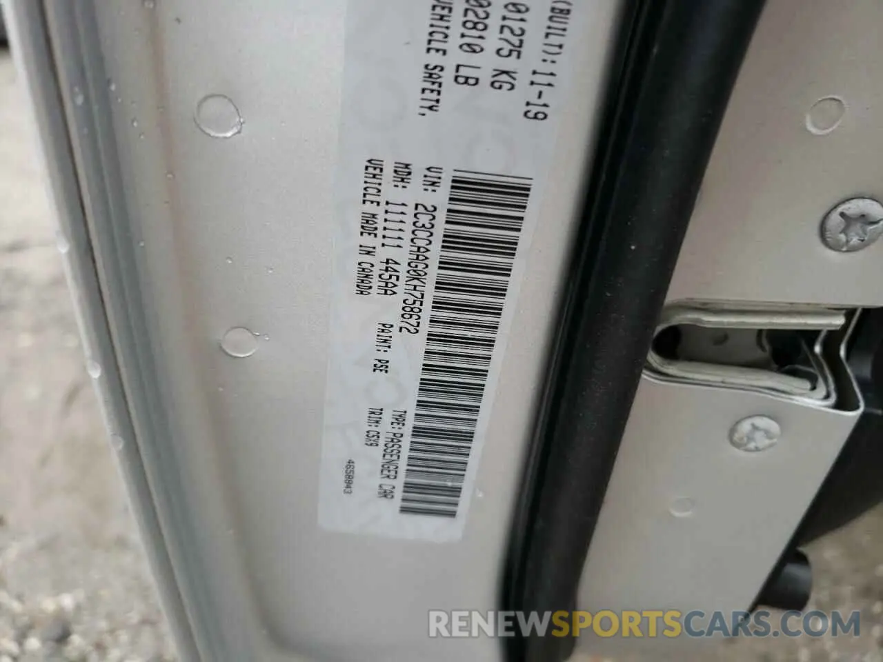 12 Photograph of a damaged car 2C3CCAAG0KH758672 CHRYSLER 300 2019