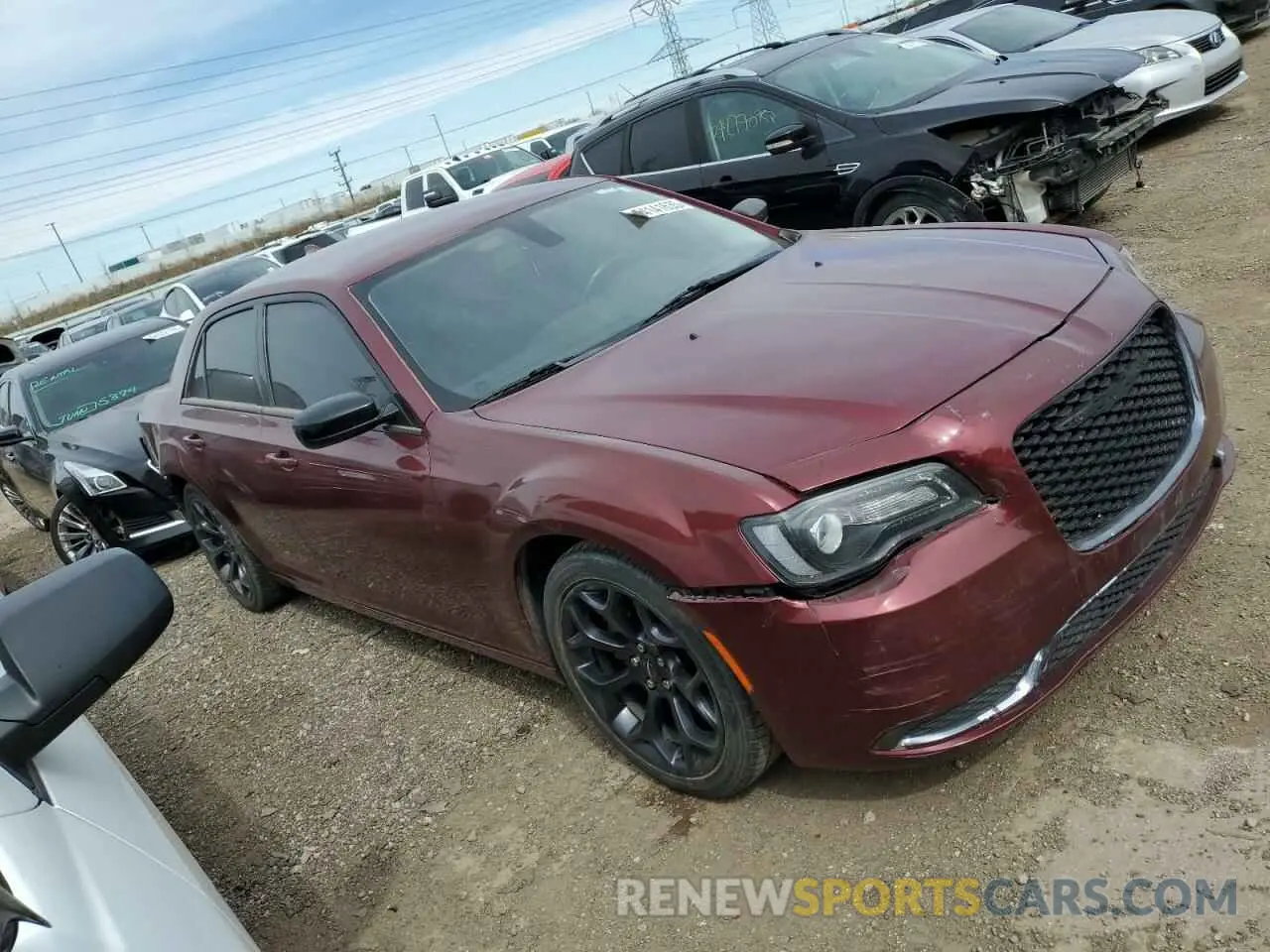 4 Photograph of a damaged car 2C3CCAAG1KH501567 CHRYSLER 300 2019