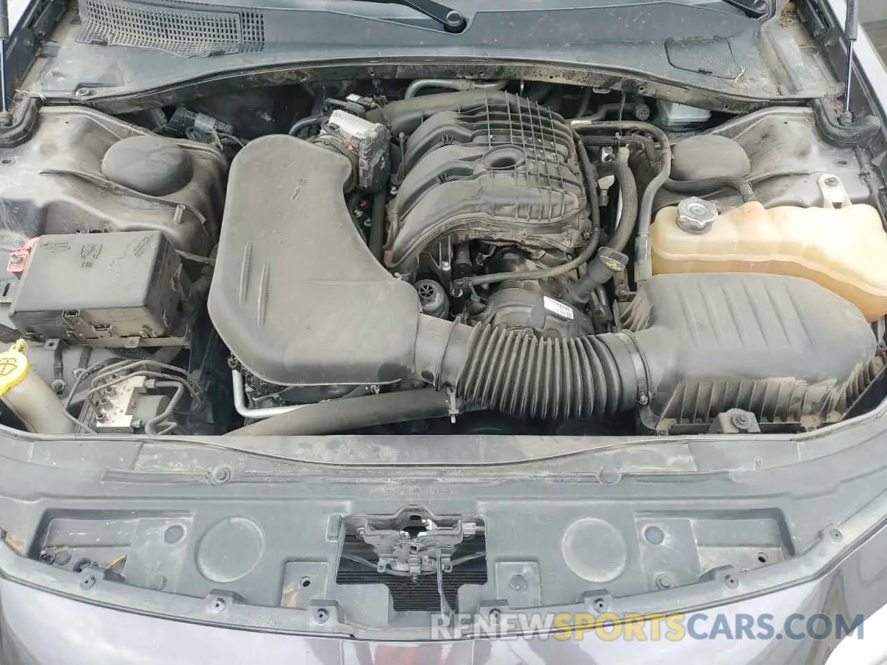 11 Photograph of a damaged car 2C3CCAAG1KH548047 CHRYSLER 300 2019