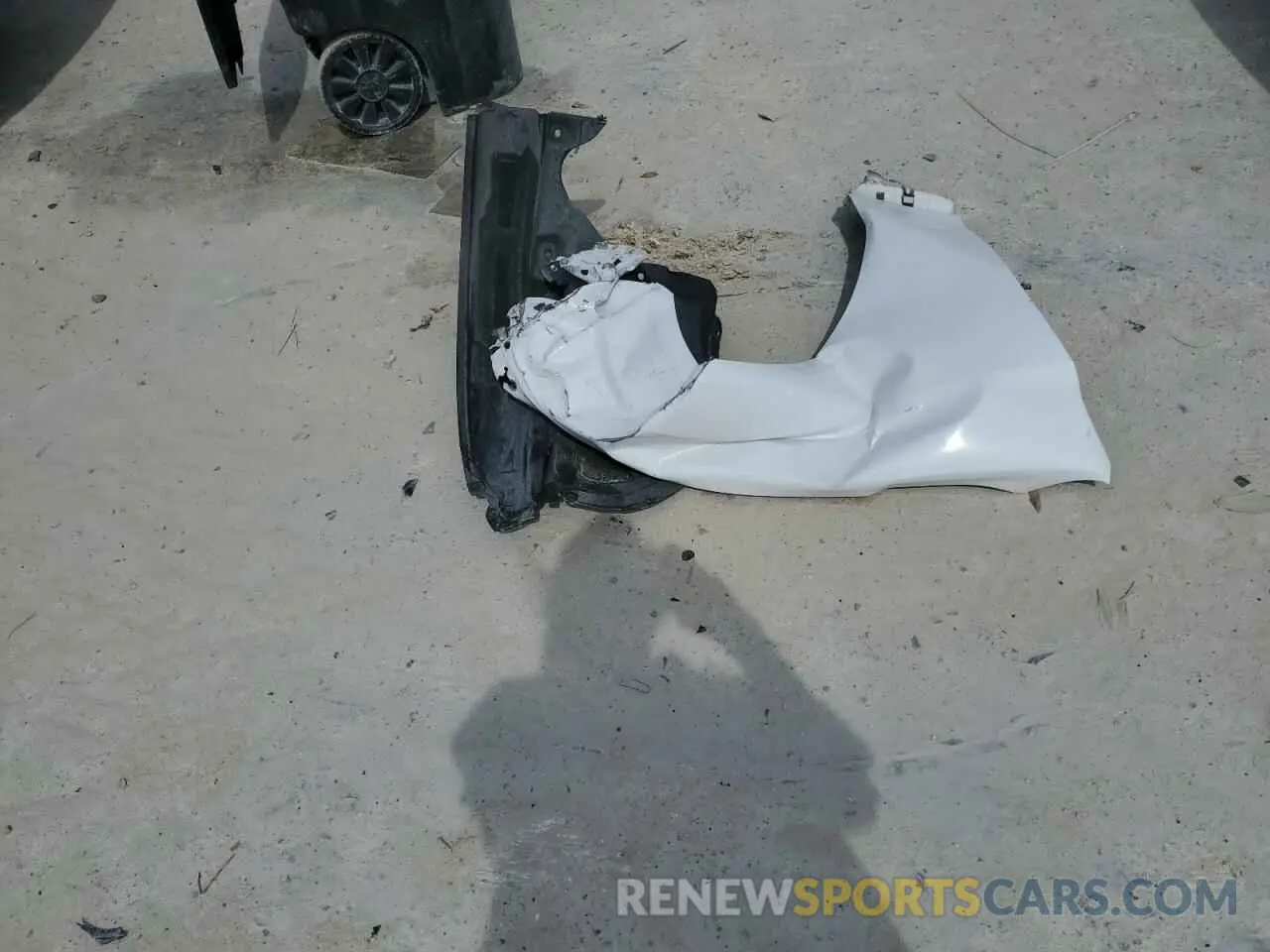 12 Photograph of a damaged car 2C3CCAAG1KH590282 CHRYSLER 300 2019