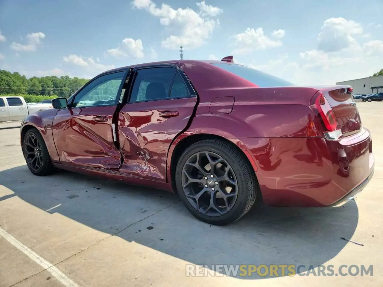 2 Photograph of a damaged car 2C3CCAAG1KH613575 CHRYSLER 300 2019