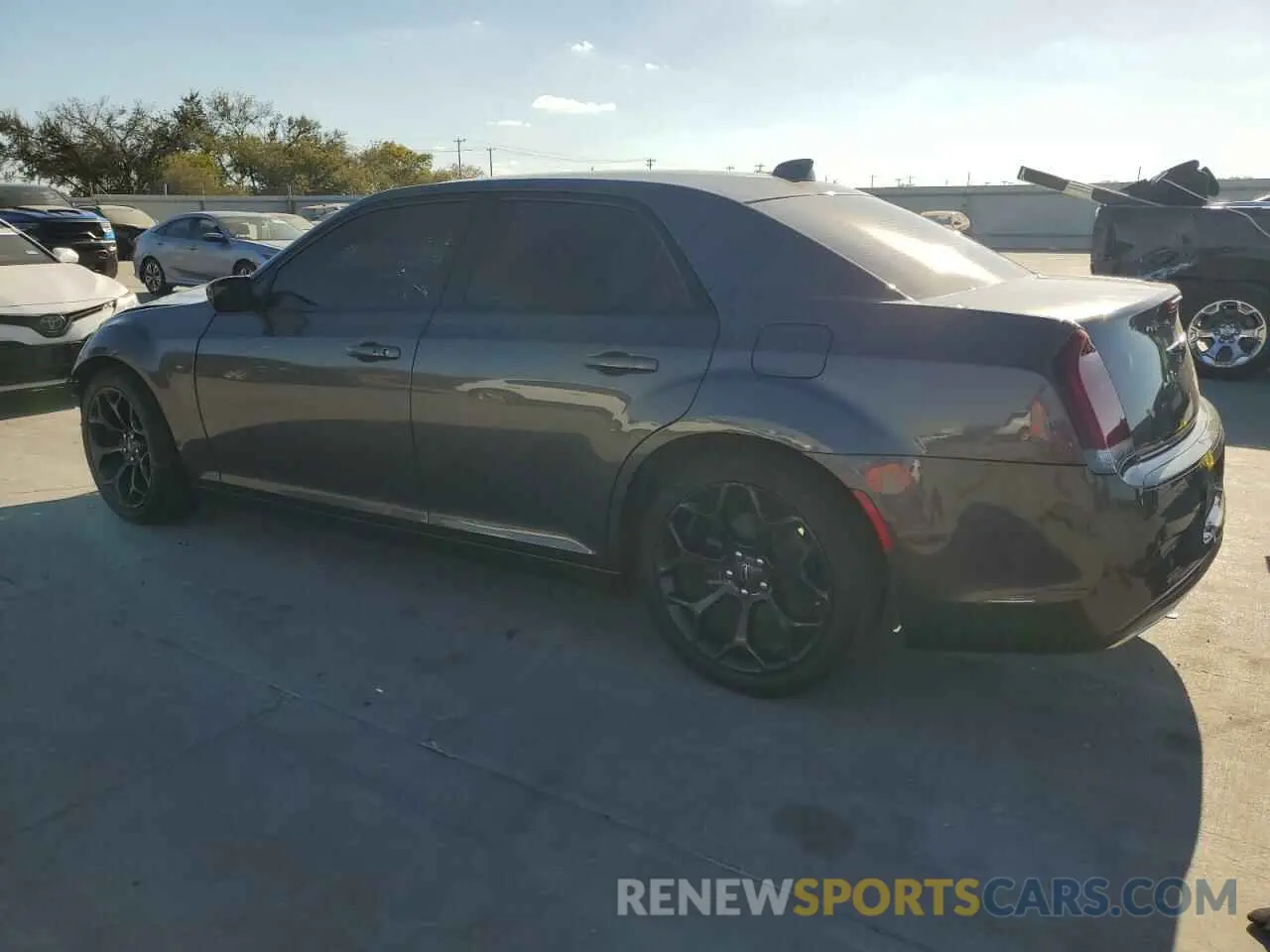 2 Photograph of a damaged car 2C3CCAAG1KH727060 CHRYSLER 300 2019