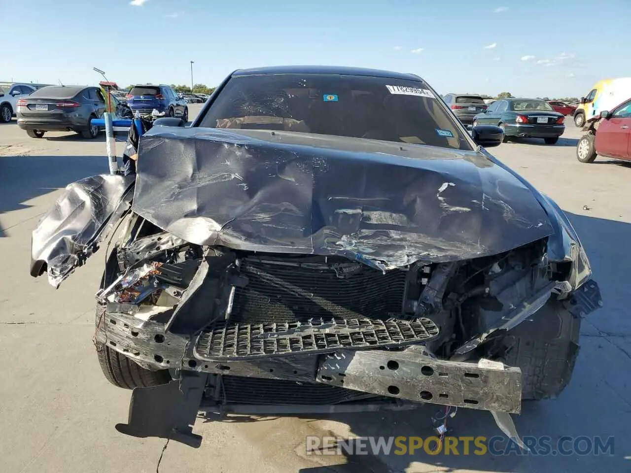 5 Photograph of a damaged car 2C3CCAAG1KH727060 CHRYSLER 300 2019
