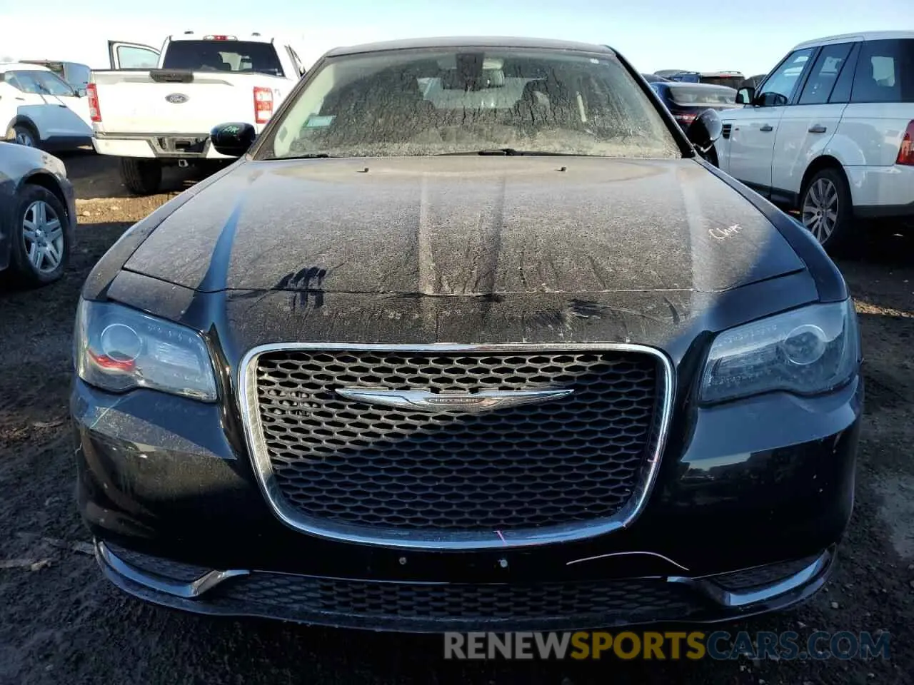 5 Photograph of a damaged car 2C3CCAAG2KH609955 CHRYSLER 300 2019