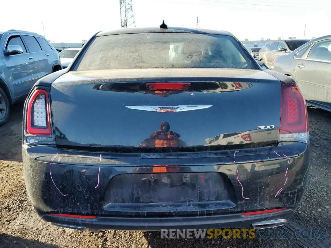 6 Photograph of a damaged car 2C3CCAAG2KH609955 CHRYSLER 300 2019