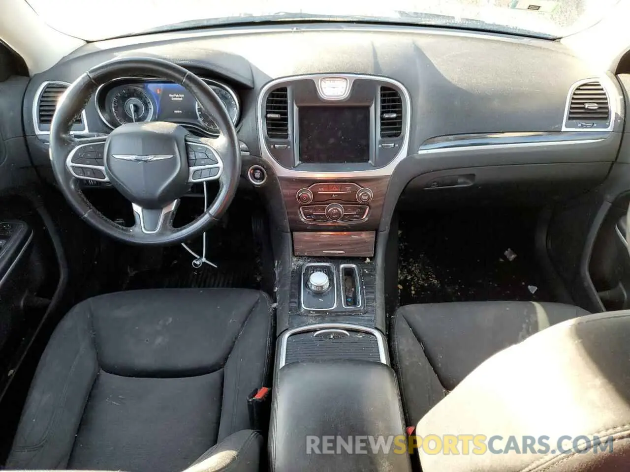 8 Photograph of a damaged car 2C3CCAAG2KH609955 CHRYSLER 300 2019