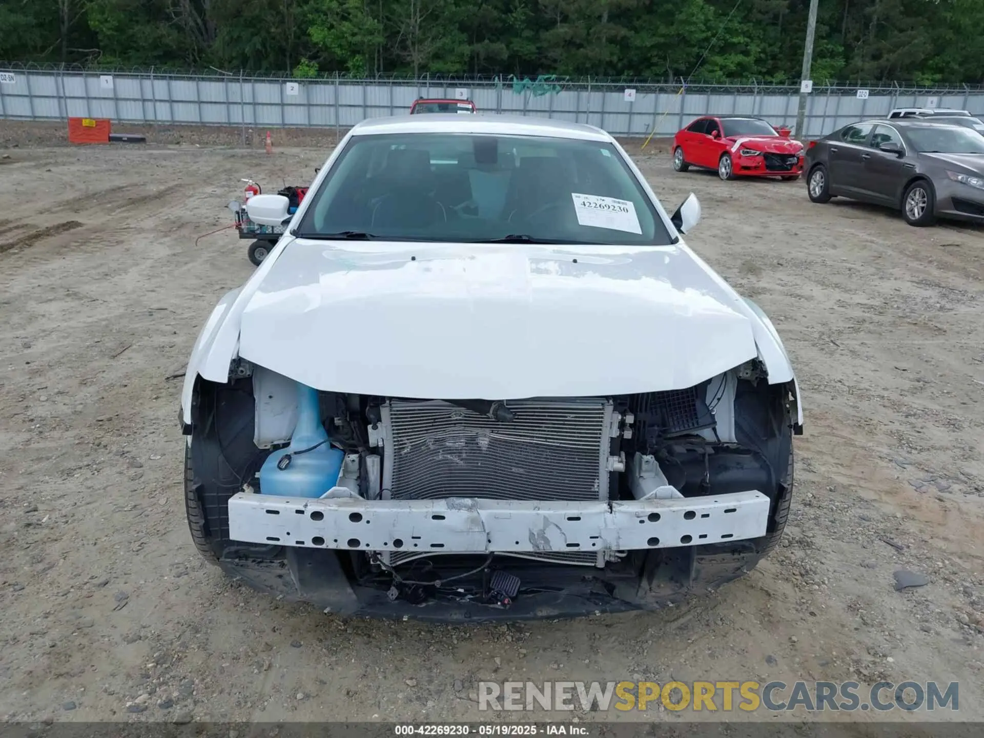 6 Photograph of a damaged car 2C3CCAAG3KH602030 CHRYSLER 300 2019