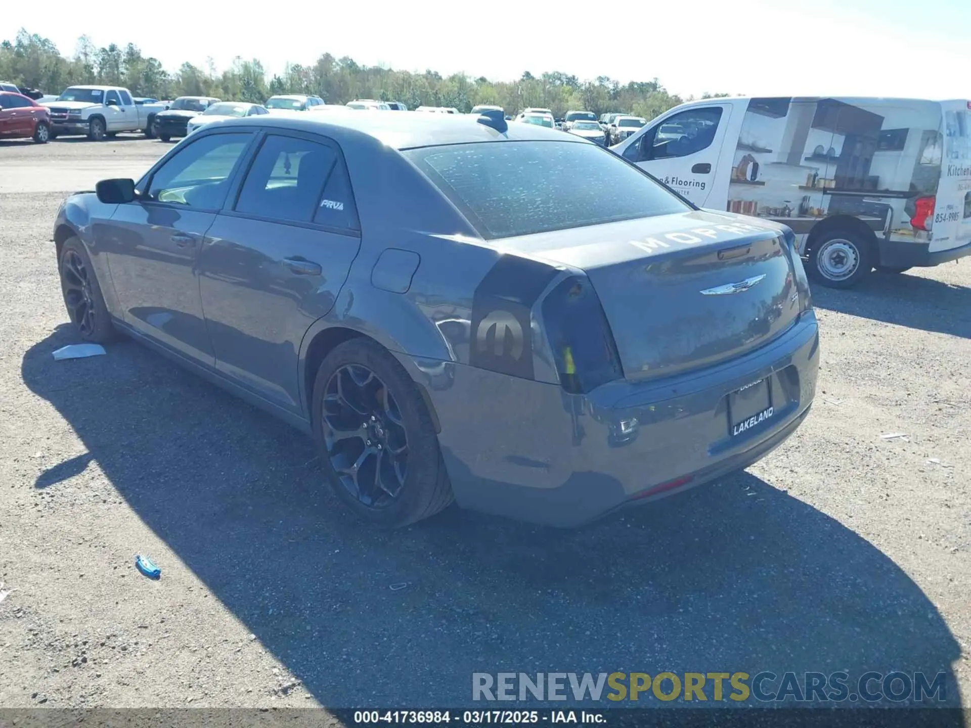3 Photograph of a damaged car 2C3CCAAG3KH671588 CHRYSLER 300 2019