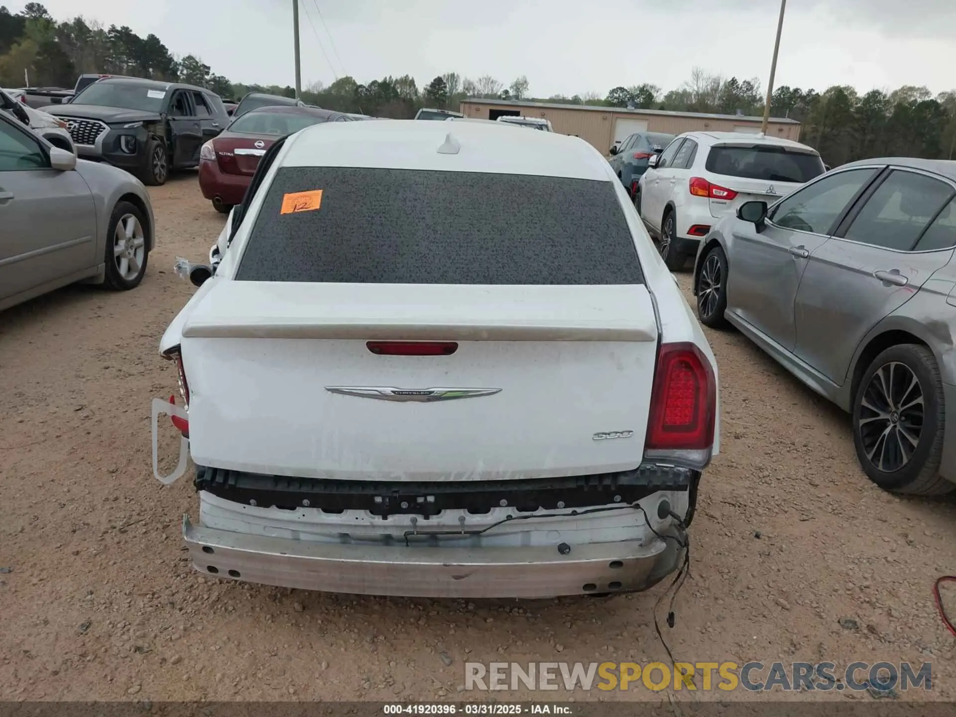 15 Photograph of a damaged car 2C3CCAAG3KH746211 CHRYSLER 300 2019