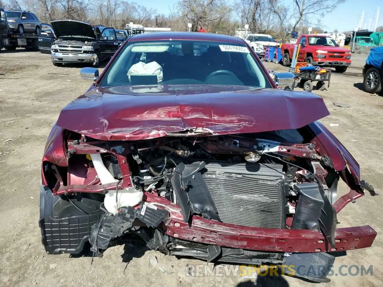 5 Photograph of a damaged car 2C3CCAAG4KH590597 CHRYSLER 300 2019