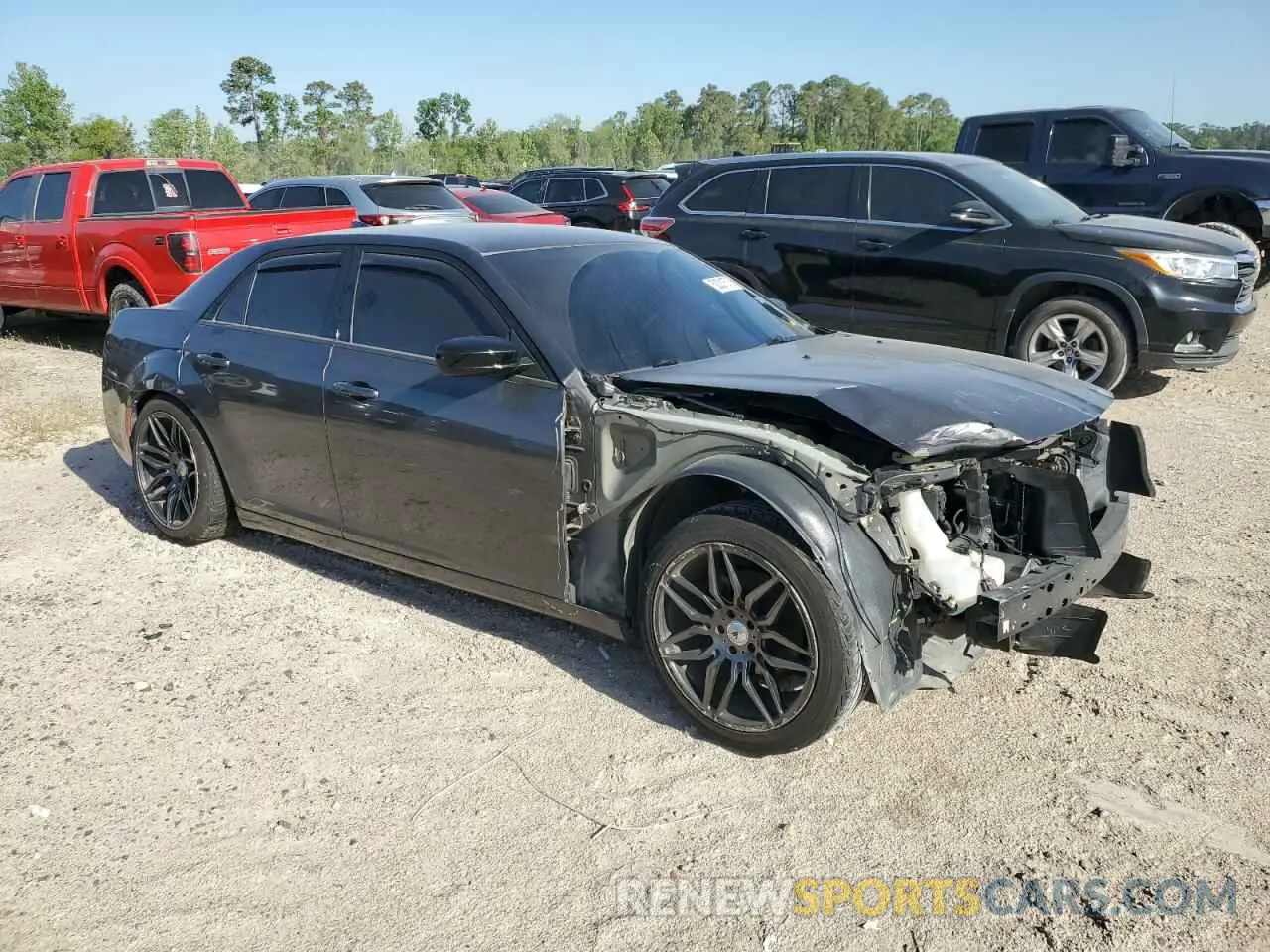 4 Photograph of a damaged car 2C3CCAAG4KH636896 CHRYSLER 300 2019