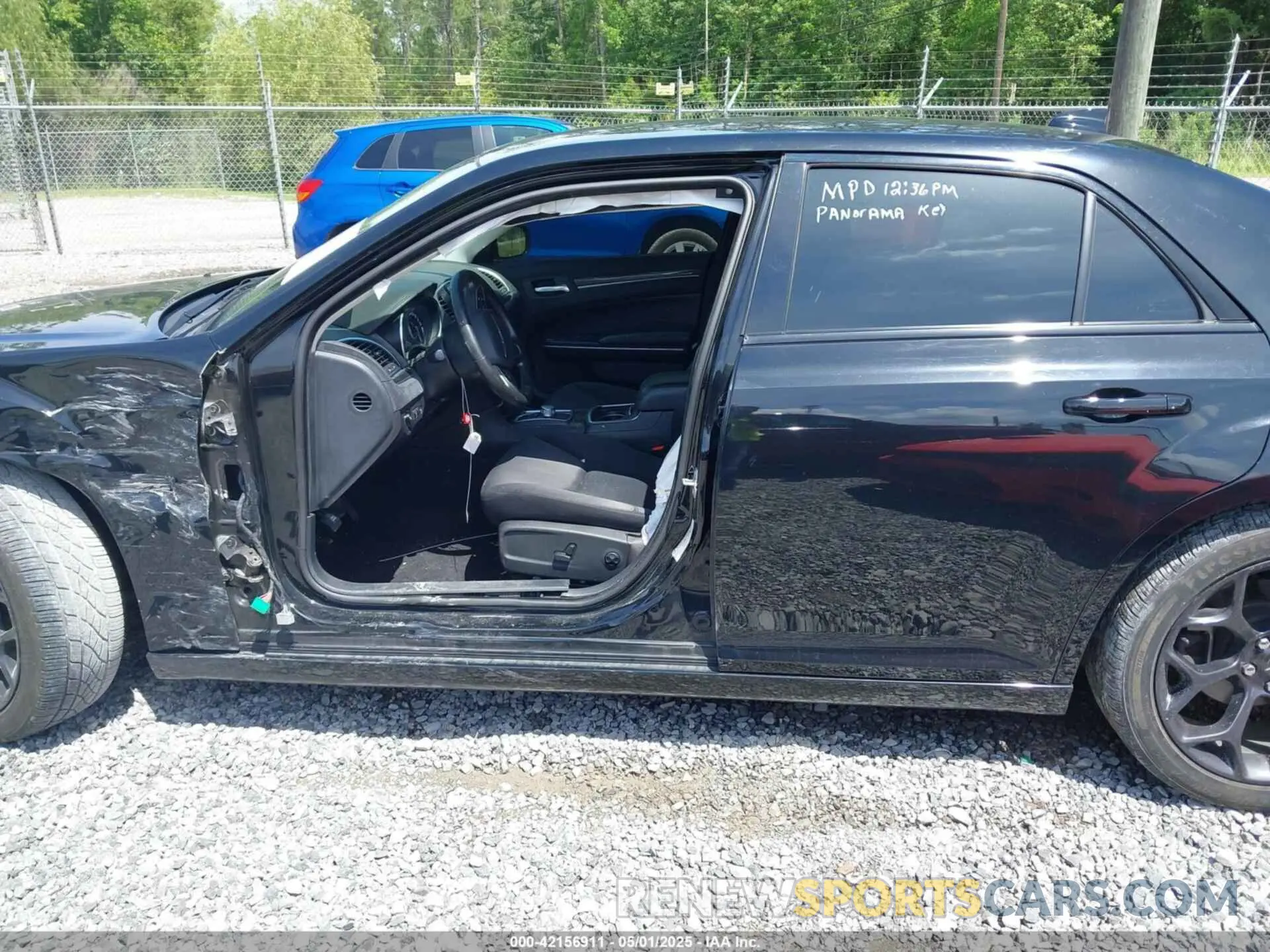 14 Photograph of a damaged car 2C3CCAAG4KH636929 CHRYSLER 300 2019