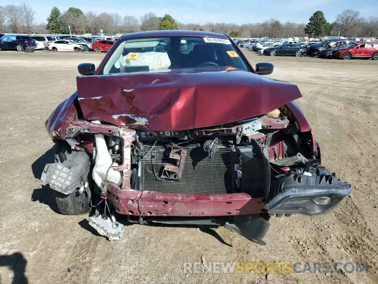 5 Photograph of a damaged car 2C3CCAAG5KH582539 CHRYSLER 300 2019