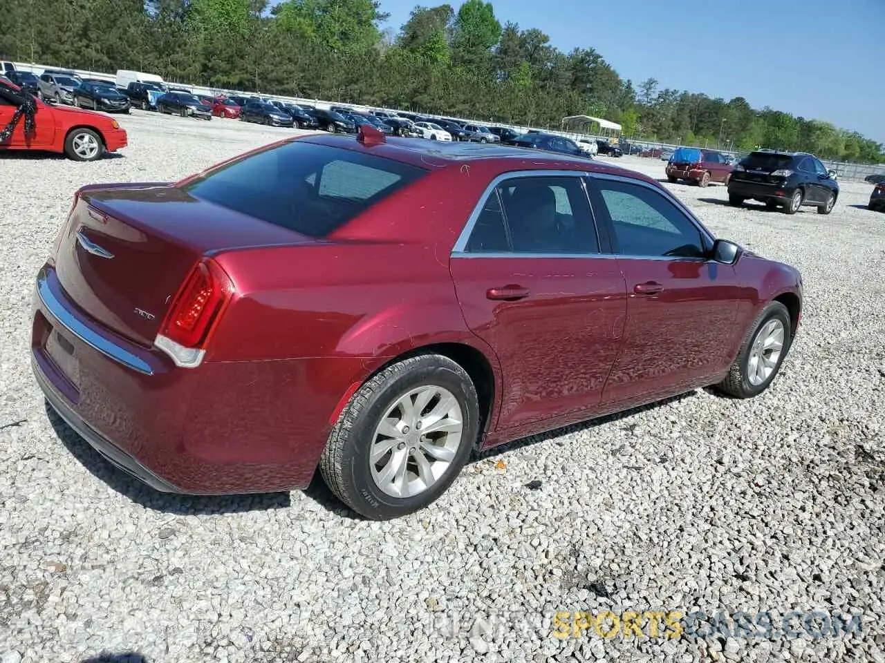 3 Photograph of a damaged car 2C3CCAAG5KH747277 CHRYSLER 300 2019