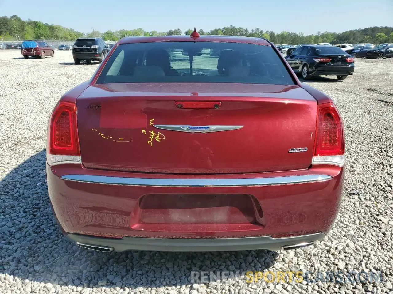 6 Photograph of a damaged car 2C3CCAAG5KH747277 CHRYSLER 300 2019
