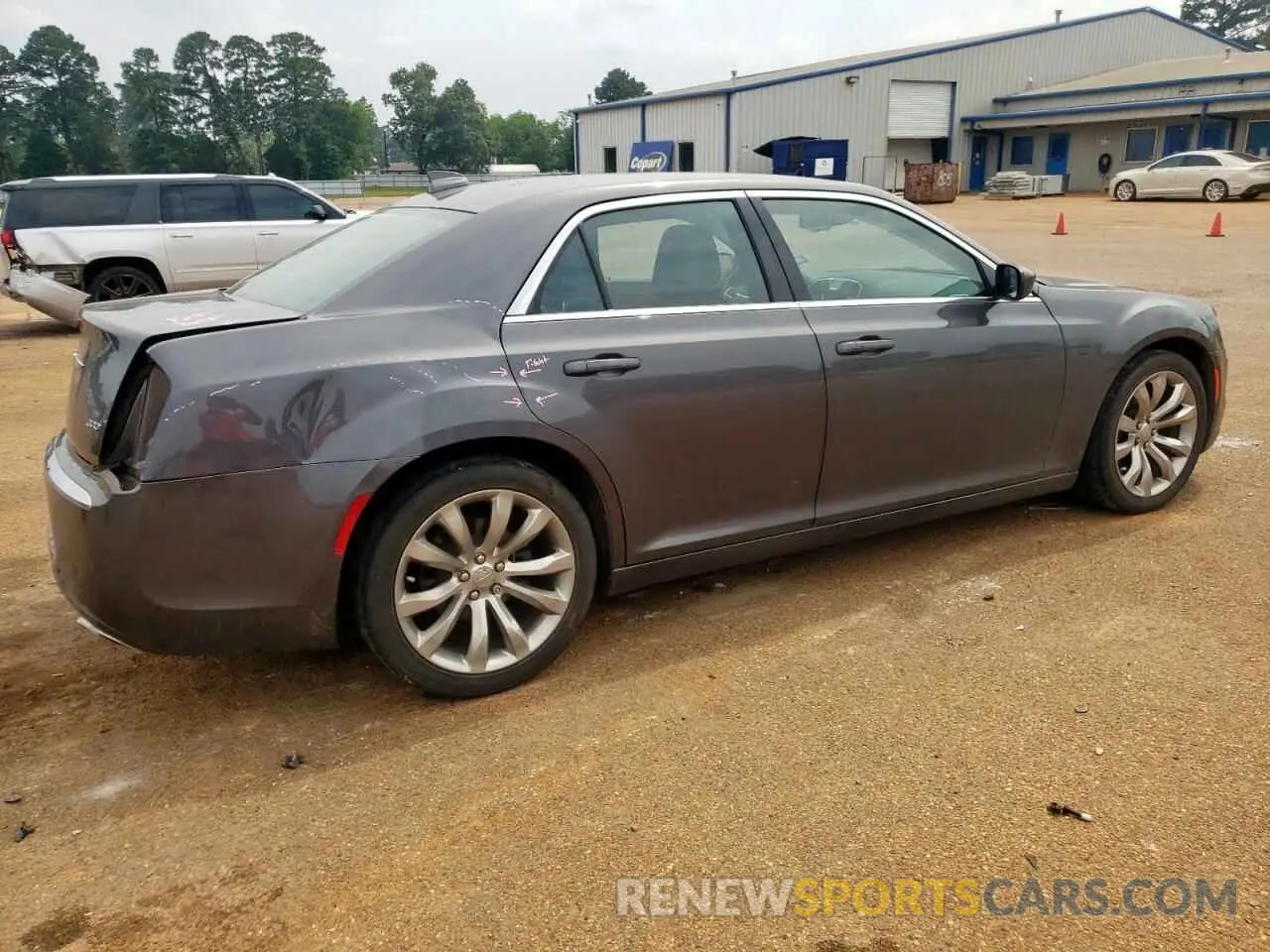3 Photograph of a damaged car 2C3CCAAG5KH755816 CHRYSLER 300 2019