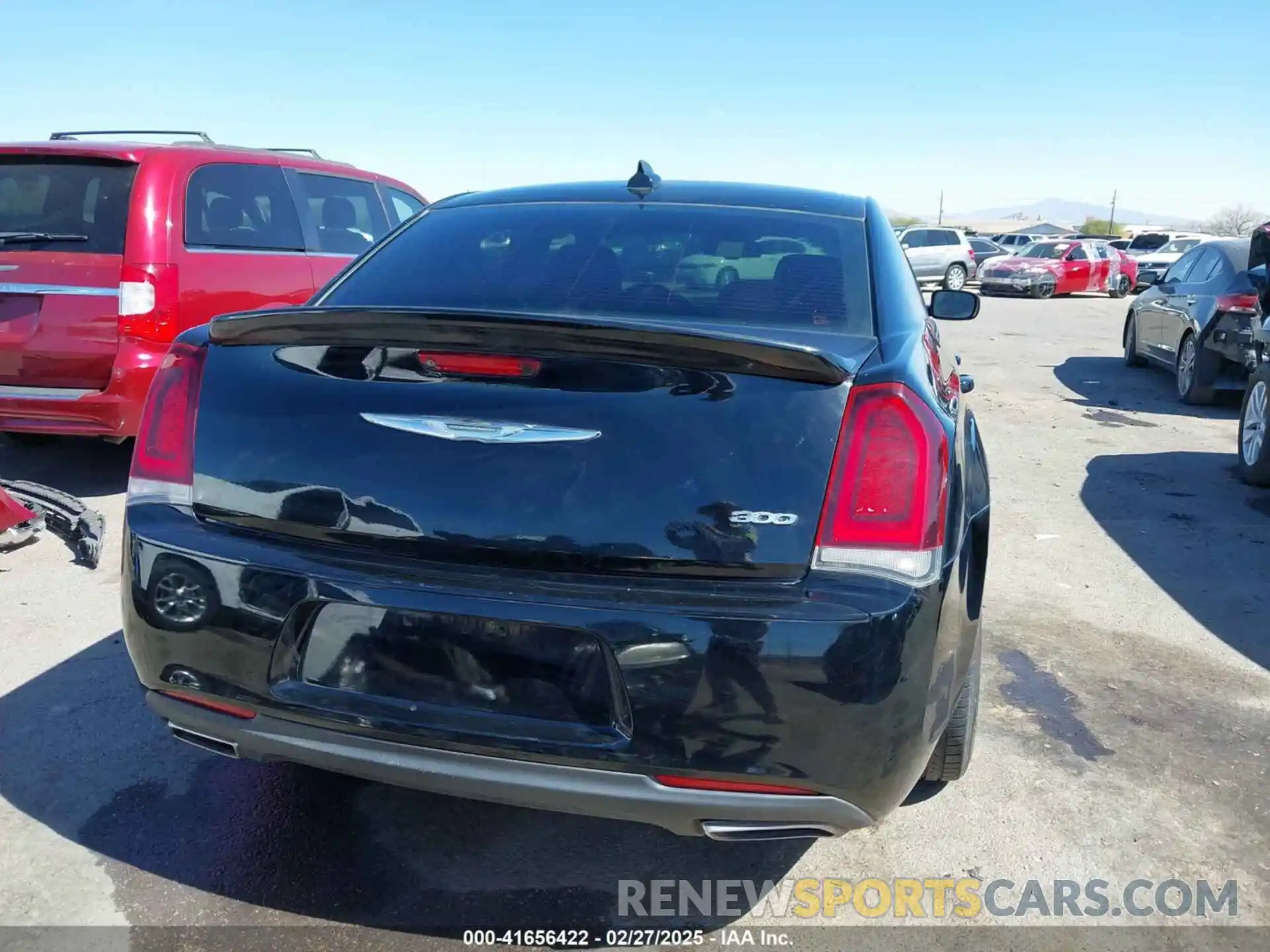 16 Photograph of a damaged car 2C3CCAAG6KH528716 CHRYSLER 300 2019