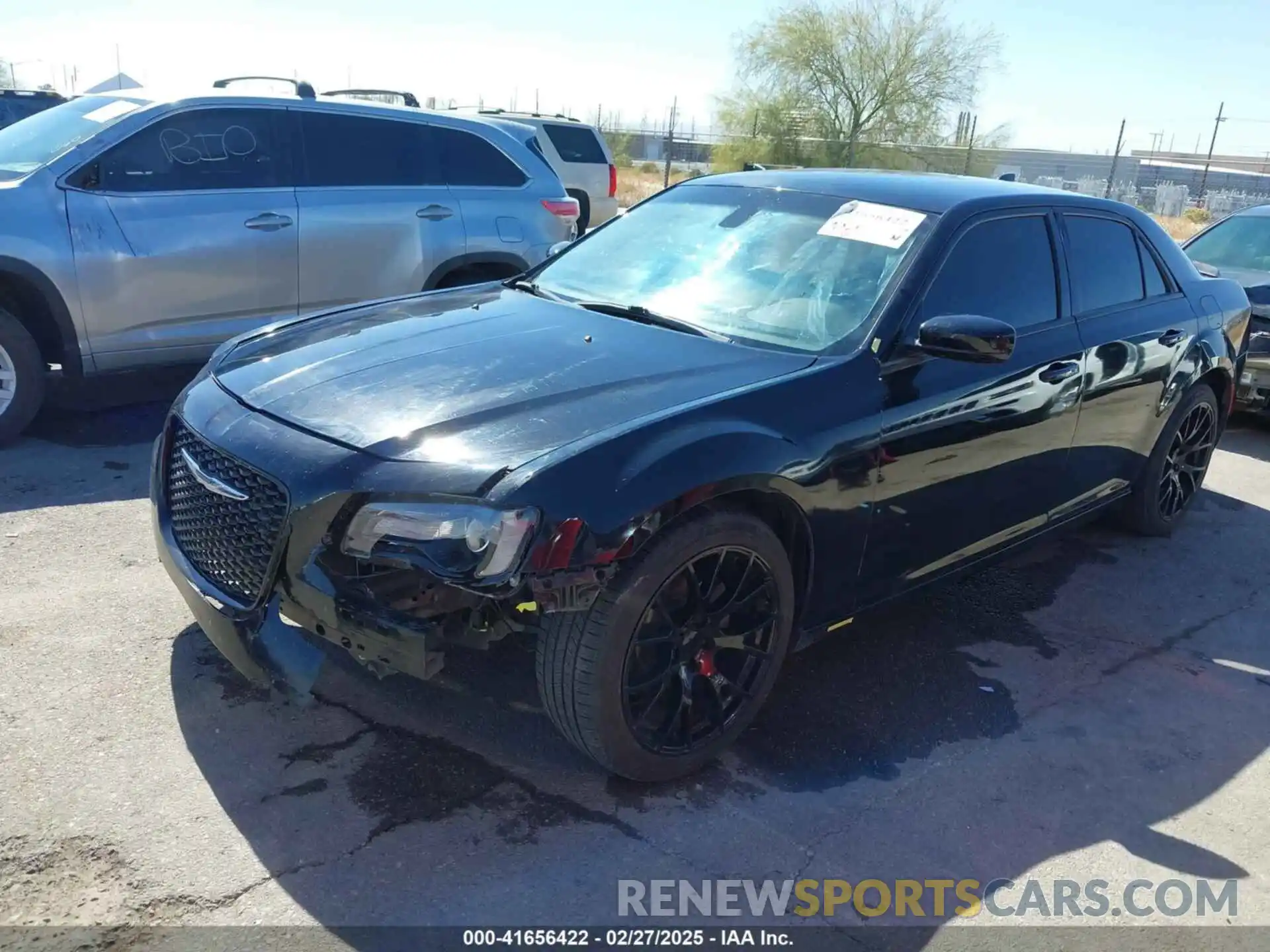 6 Photograph of a damaged car 2C3CCAAG6KH528716 CHRYSLER 300 2019