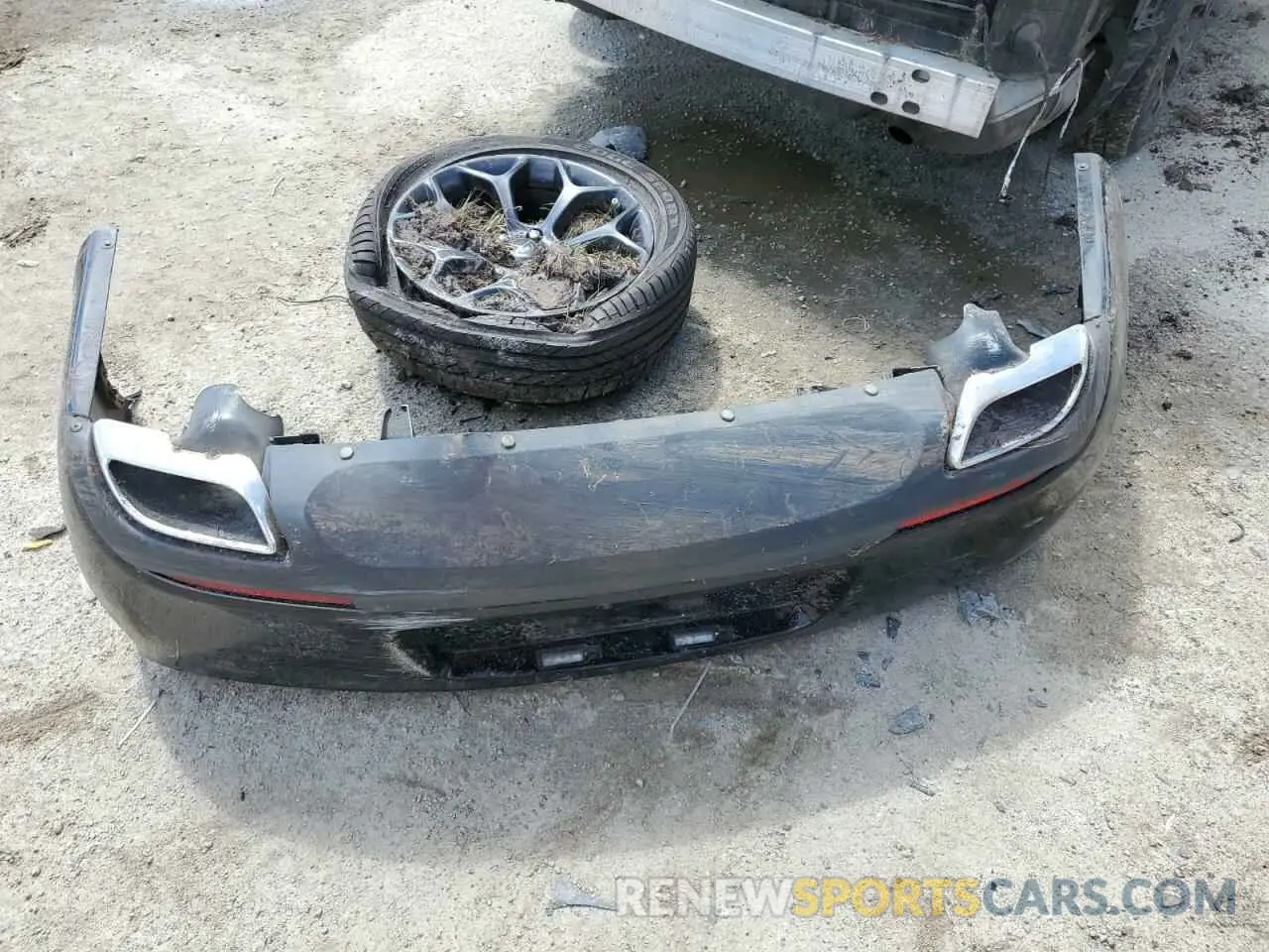 14 Photograph of a damaged car 2C3CCAAG6KH613488 CHRYSLER 300 2019