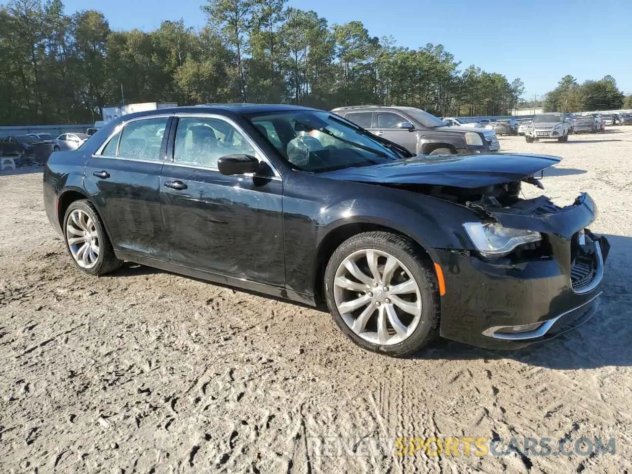 4 Photograph of a damaged car 2C3CCAAG6KH627634 CHRYSLER 300 2019