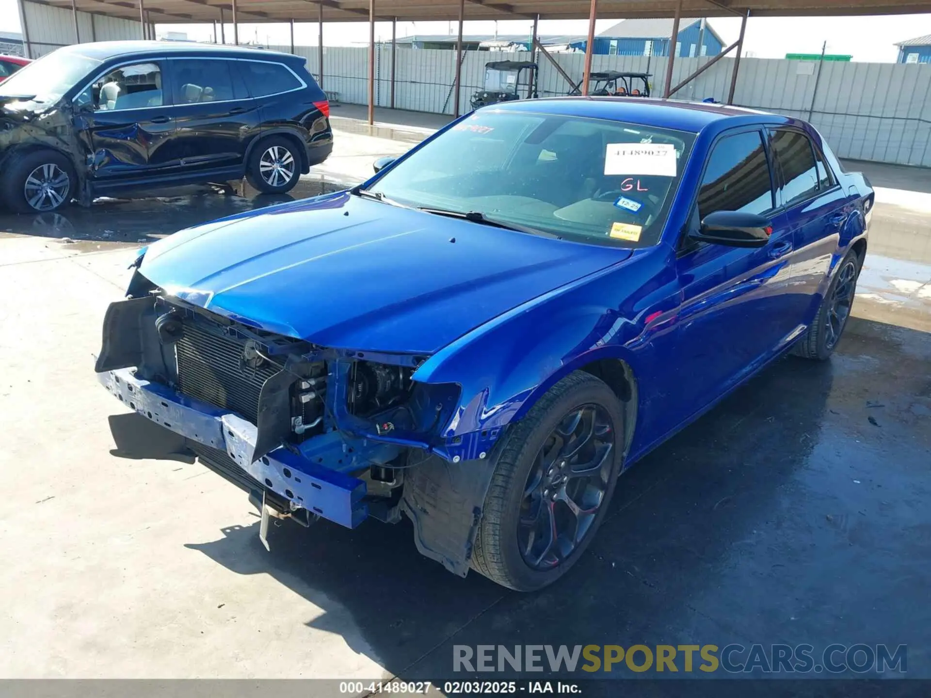 2 Photograph of a damaged car 2C3CCAAG6KH722579 CHRYSLER 300 2019
