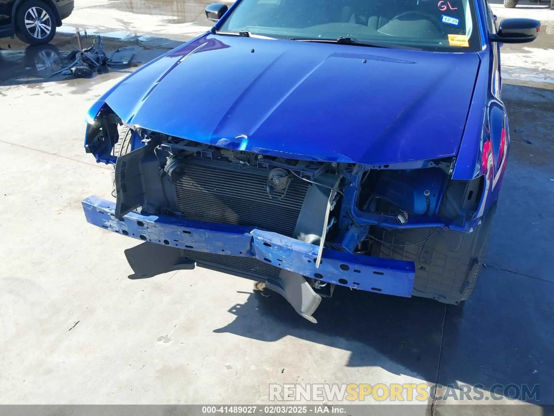 6 Photograph of a damaged car 2C3CCAAG6KH722579 CHRYSLER 300 2019