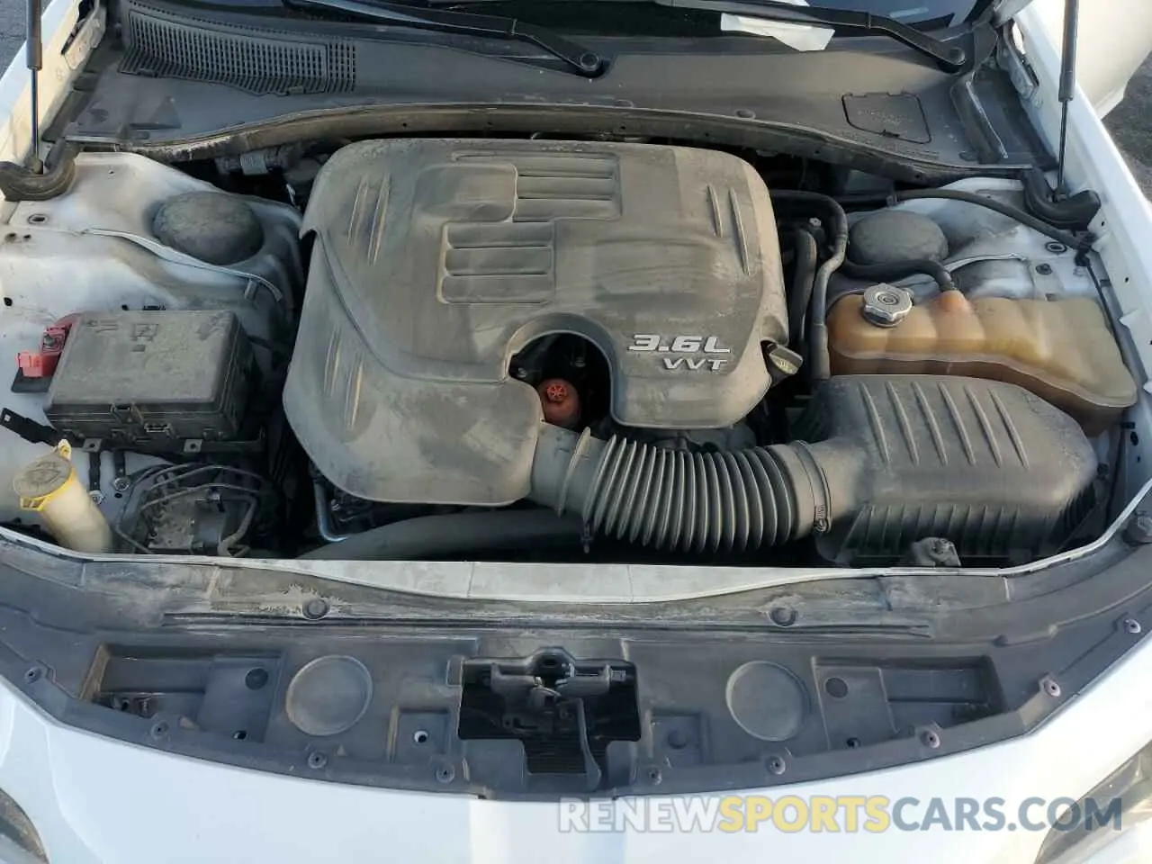 12 Photograph of a damaged car 2C3CCAAG6KH755579 CHRYSLER 300 2019