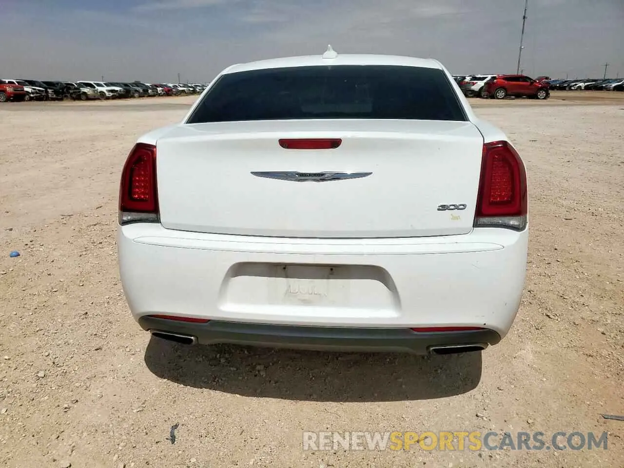 6 Photograph of a damaged car 2C3CCAAG6KH758126 CHRYSLER 300 2019