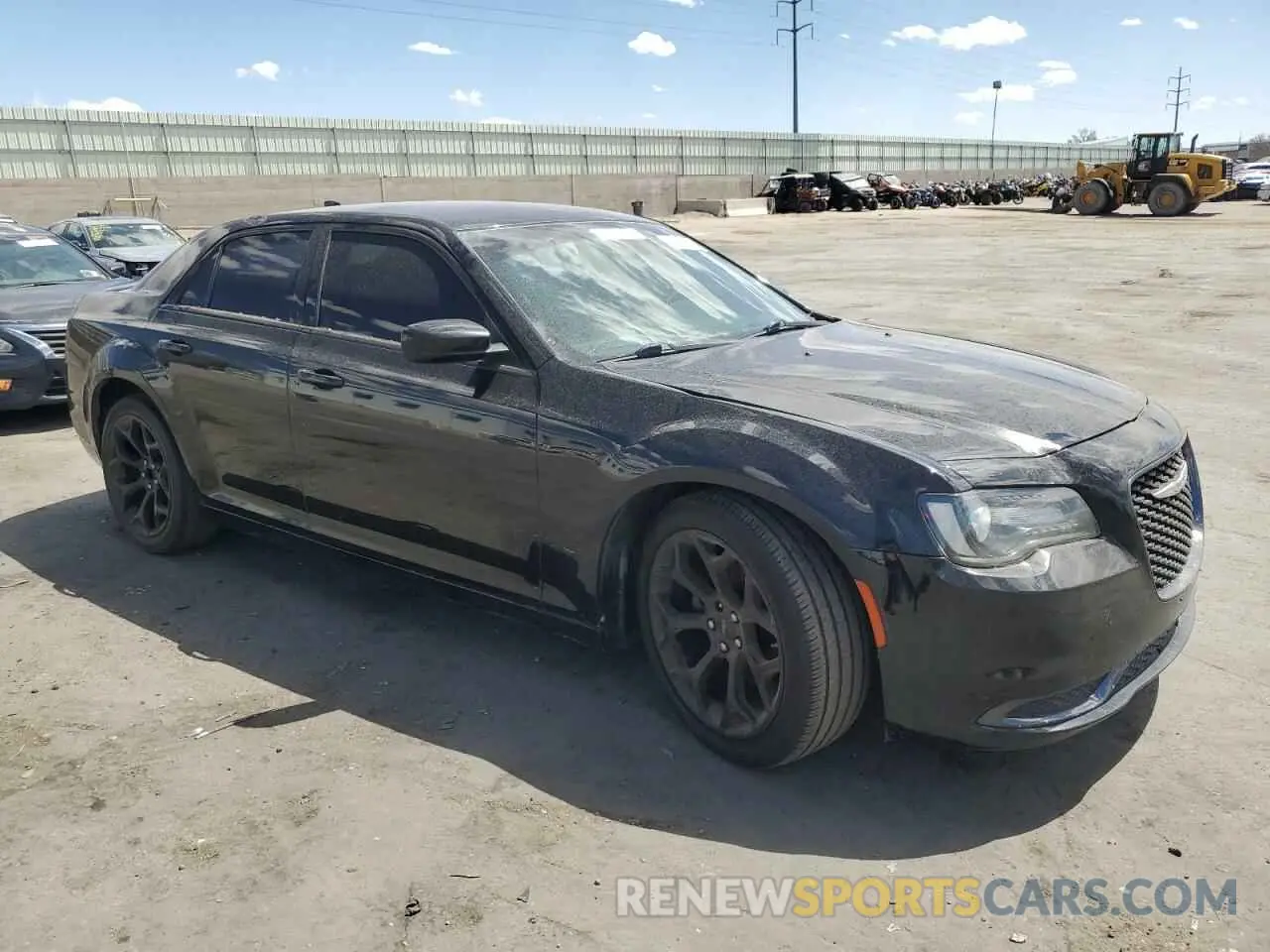 4 Photograph of a damaged car 2C3CCAAG7KH565077 CHRYSLER 300 2019