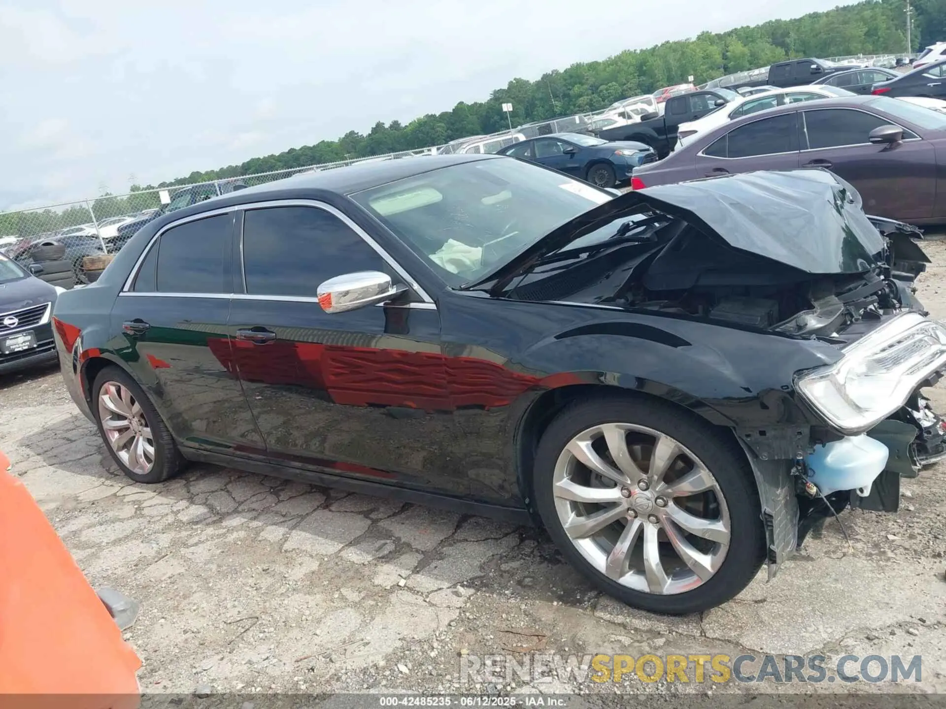 12 Photograph of a damaged car 2C3CCAAG7KH612320 CHRYSLER 300 2019