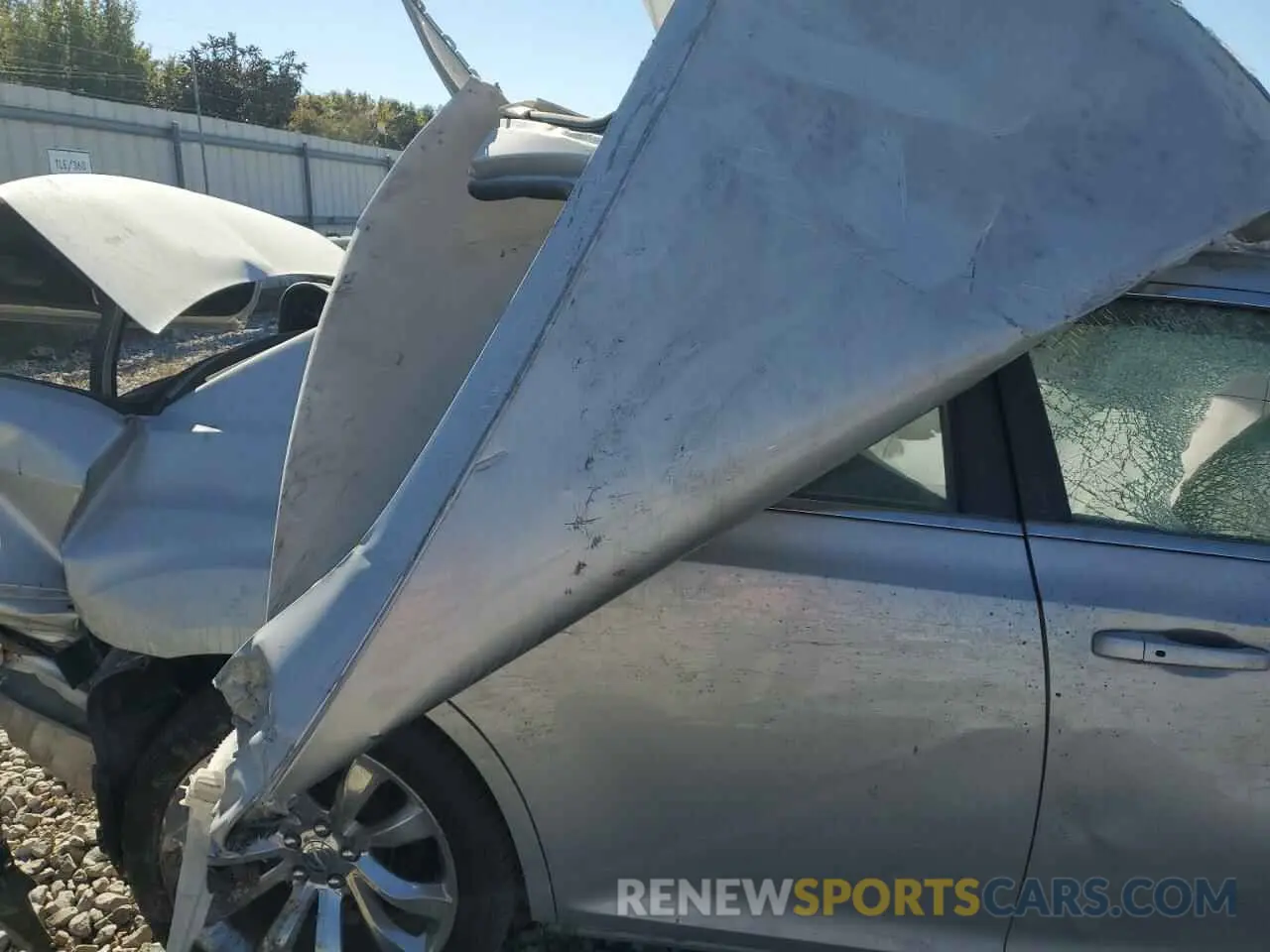10 Photograph of a damaged car 2C3CCAAG7KH648363 CHRYSLER 300 2019