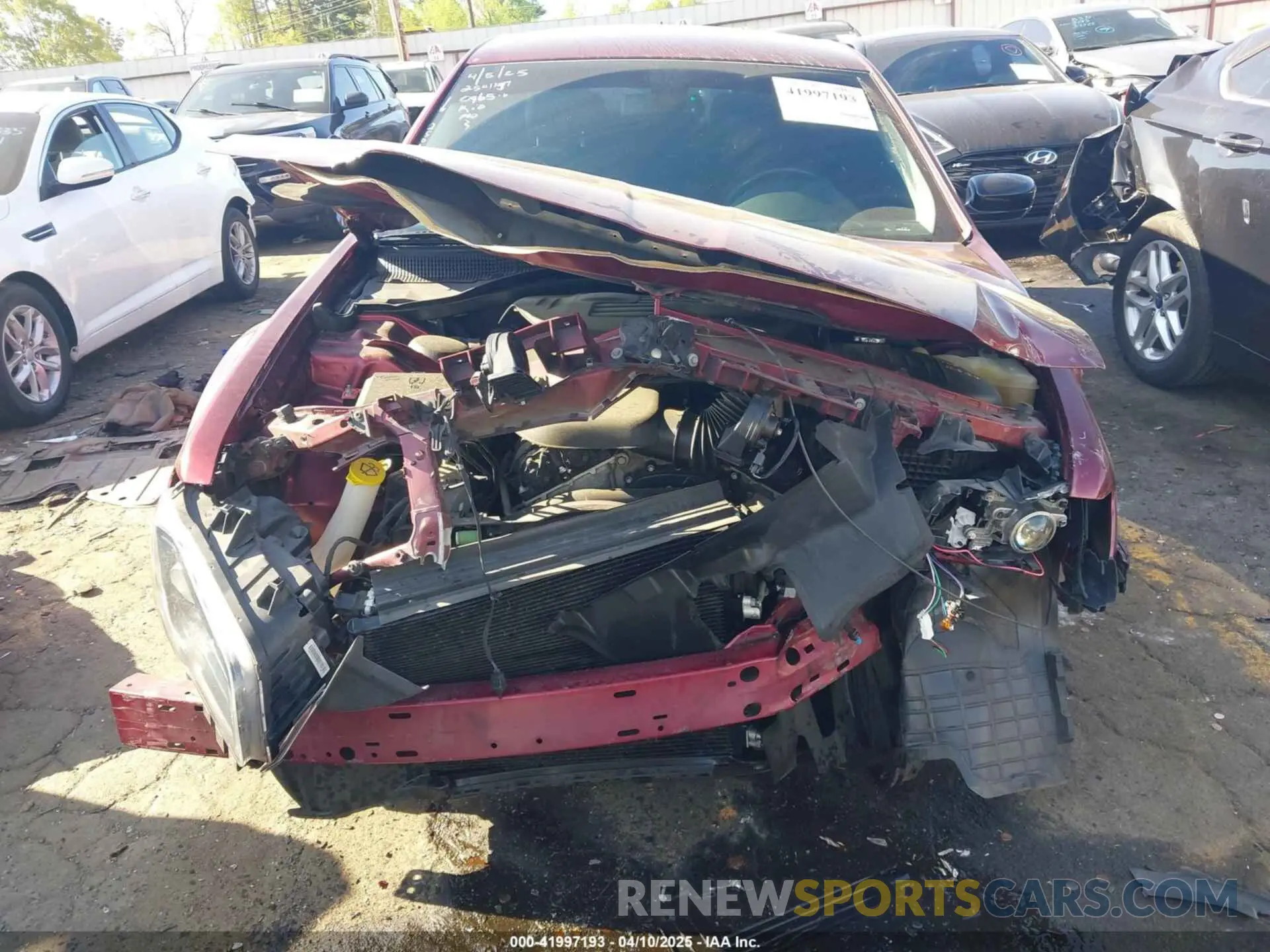 6 Photograph of a damaged car 2C3CCAAG8KH500965 CHRYSLER 300 2019
