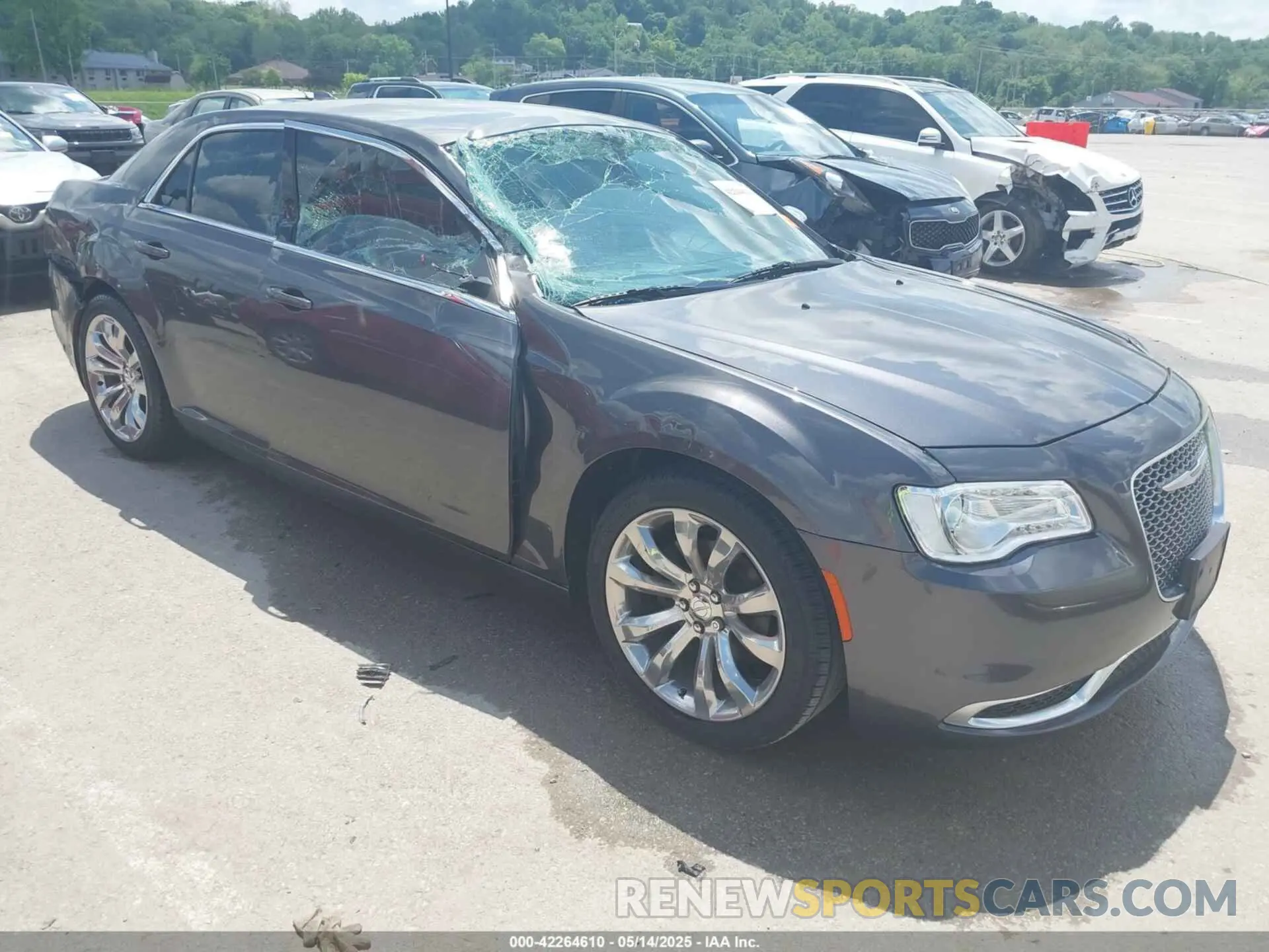 1 Photograph of a damaged car 2C3CCAAG8KH663924 CHRYSLER 300 2019
