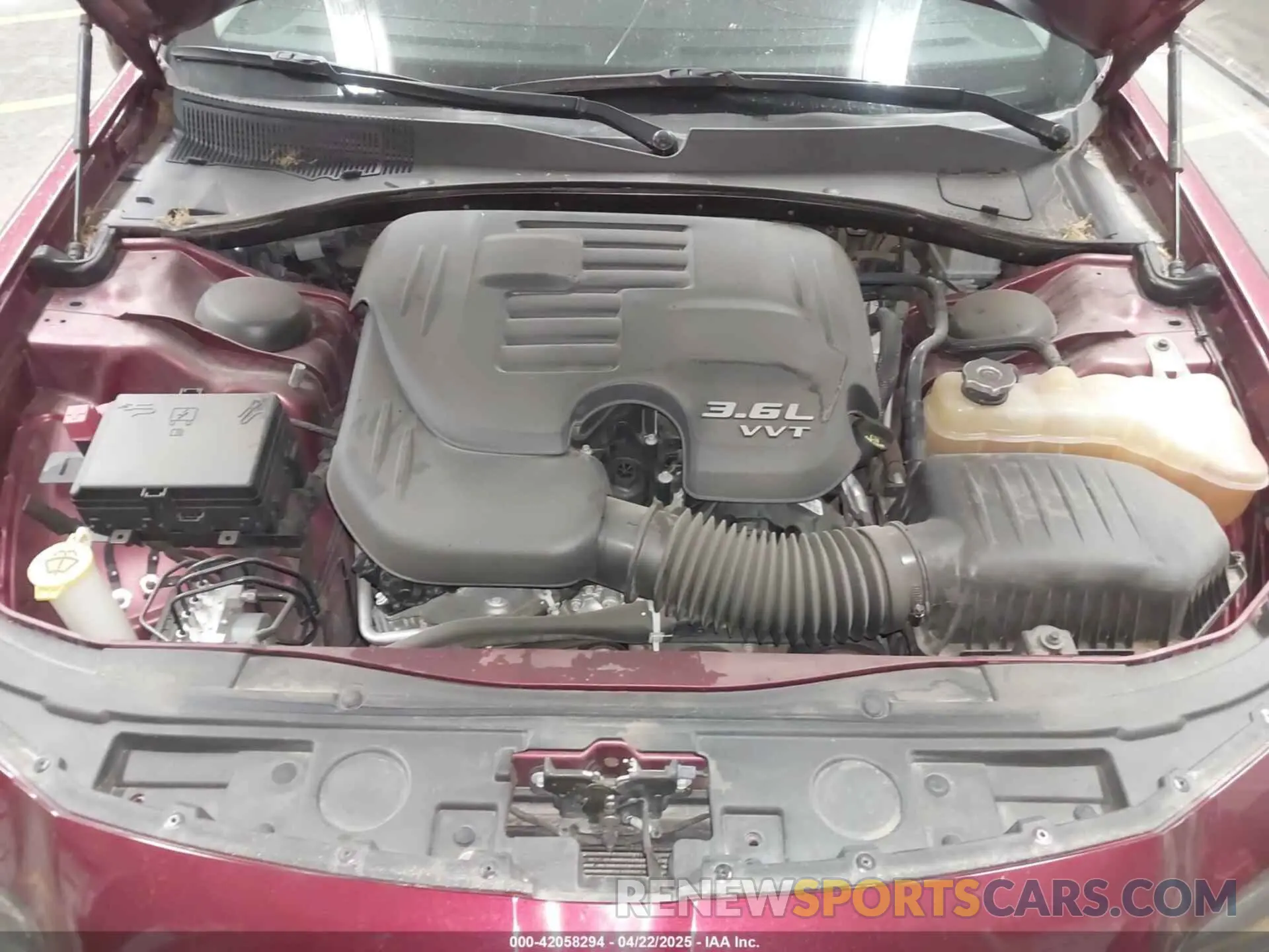 10 Photograph of a damaged car 2C3CCAAG8KH728870 CHRYSLER 300 2019