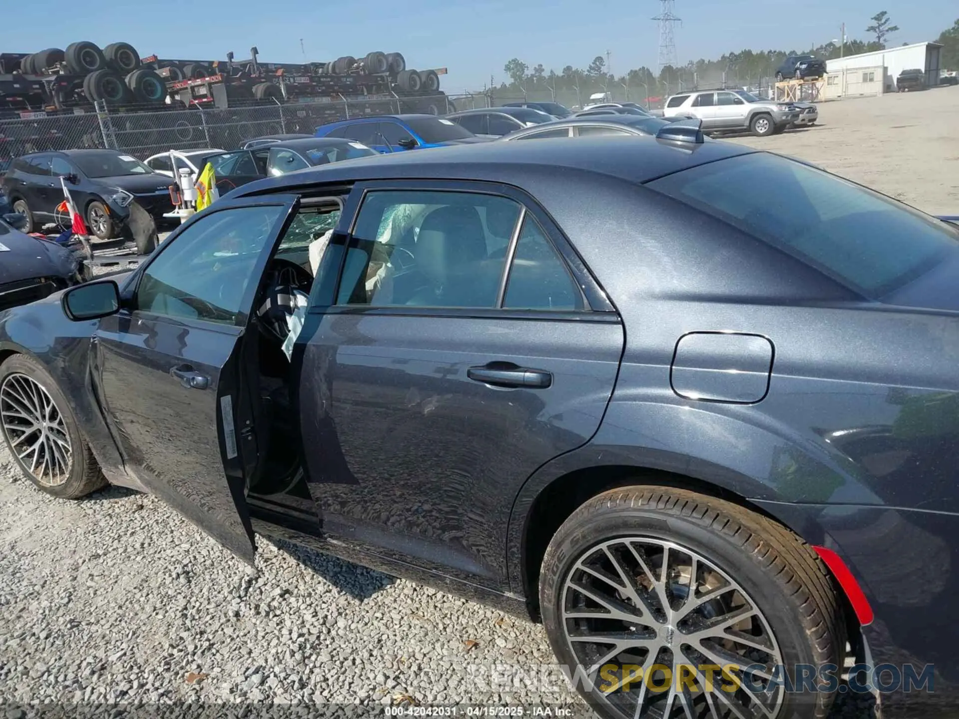 14 Photograph of a damaged car 2C3CCAAG9KH593494 CHRYSLER 300 2019