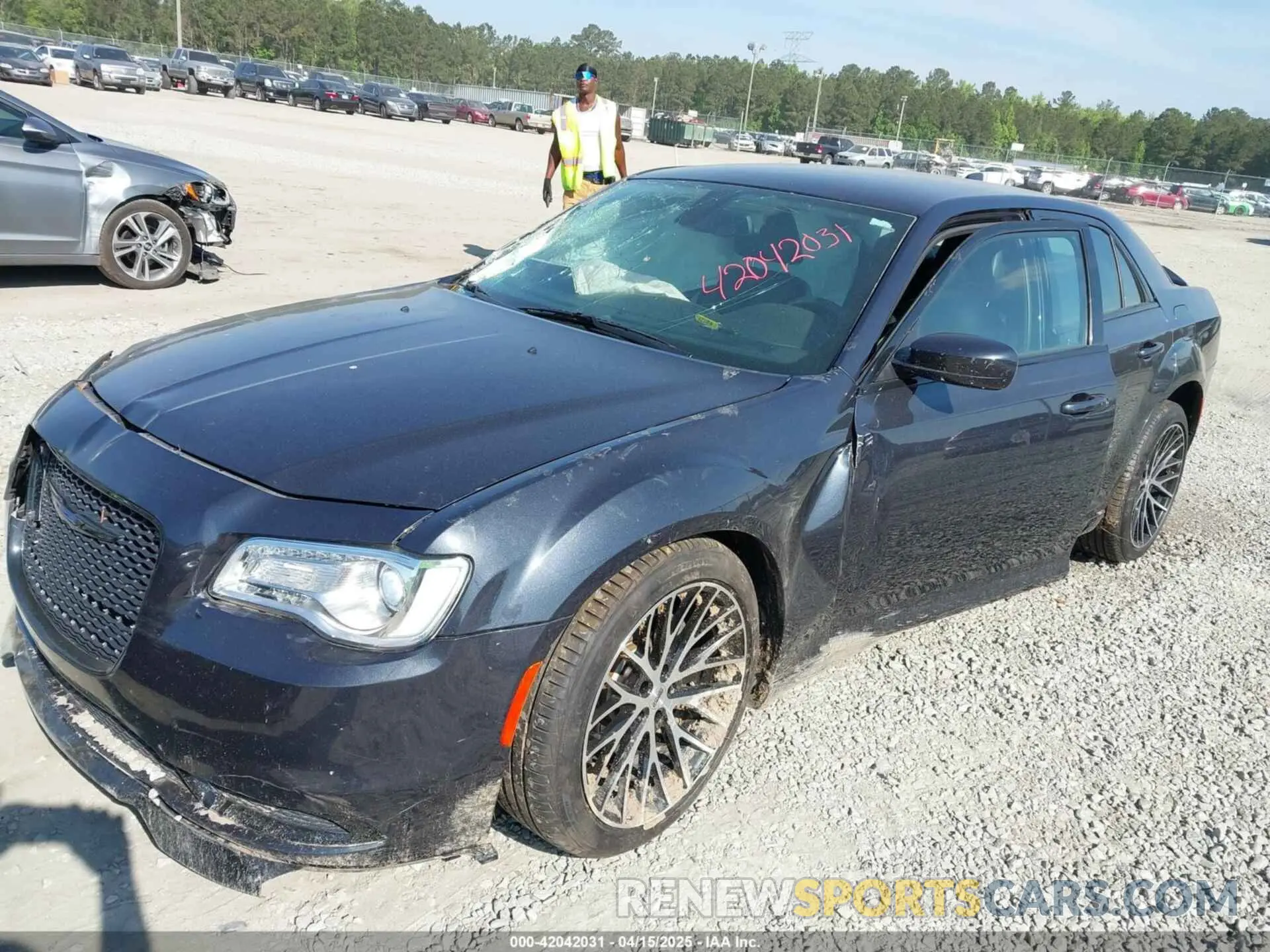 2 Photograph of a damaged car 2C3CCAAG9KH593494 CHRYSLER 300 2019