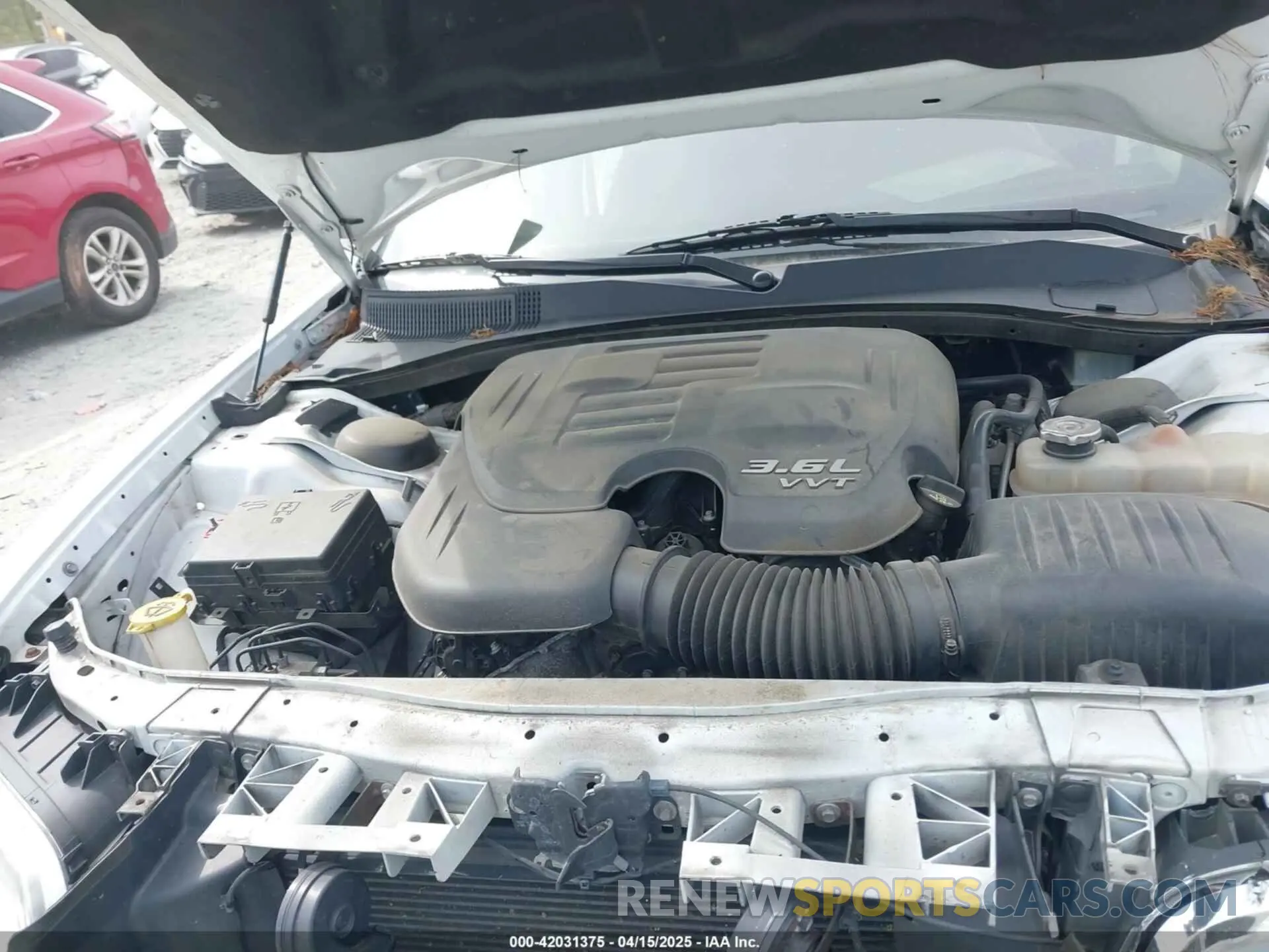 10 Photograph of a damaged car 2C3CCAAG9KH723015 CHRYSLER 300 2019