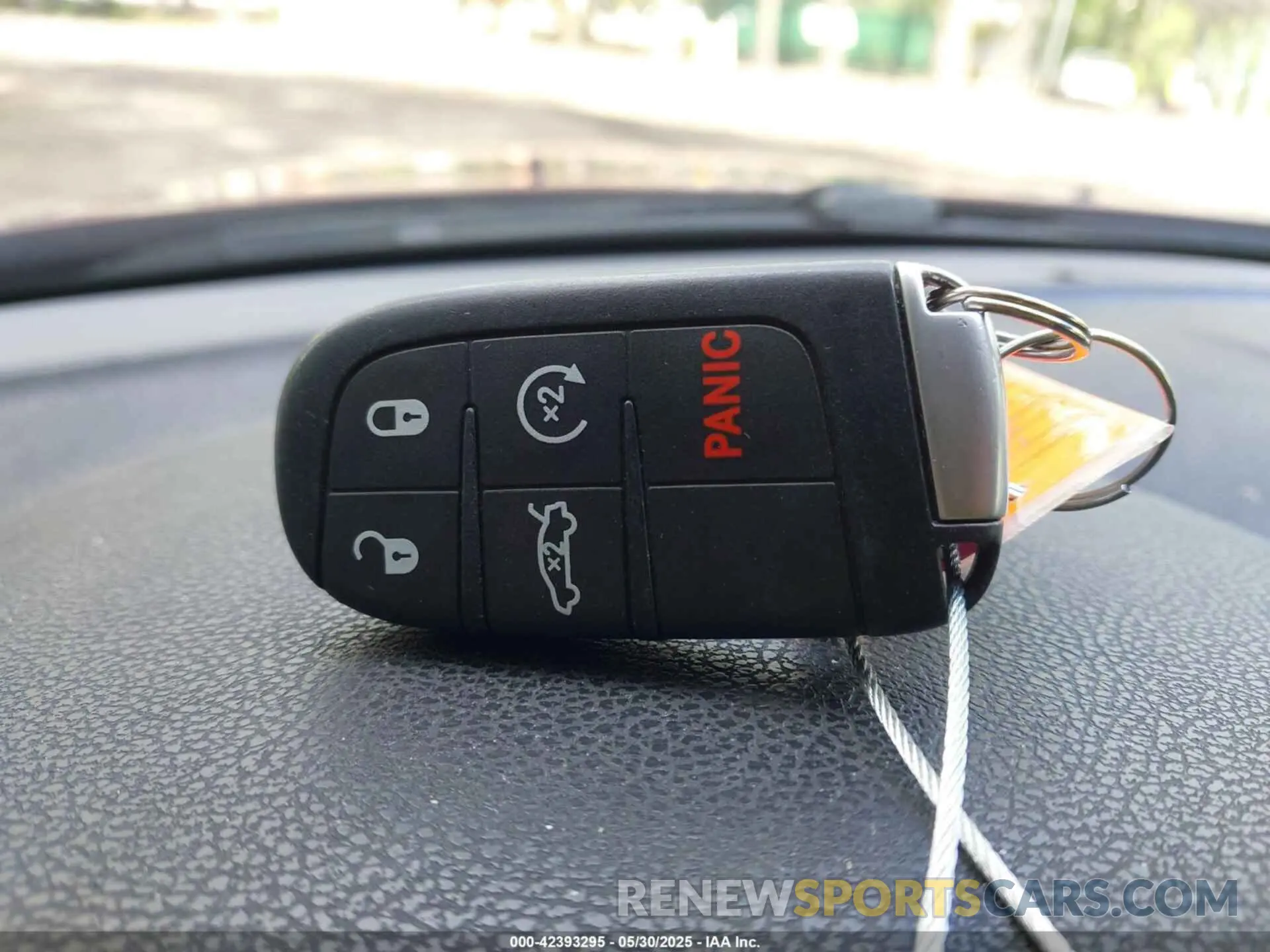 11 Photograph of a damaged car 2C3CCAAGXKH548001 CHRYSLER 300 2019