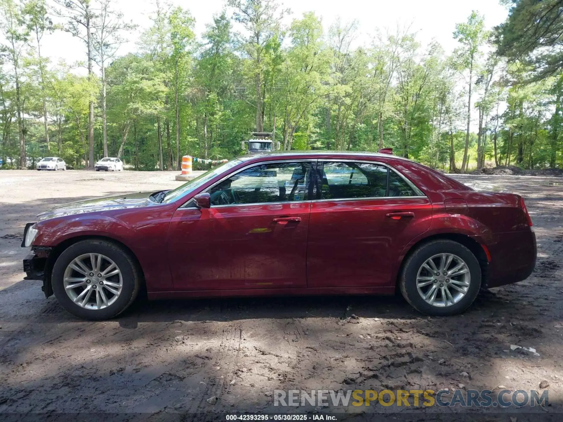15 Photograph of a damaged car 2C3CCAAGXKH548001 CHRYSLER 300 2019